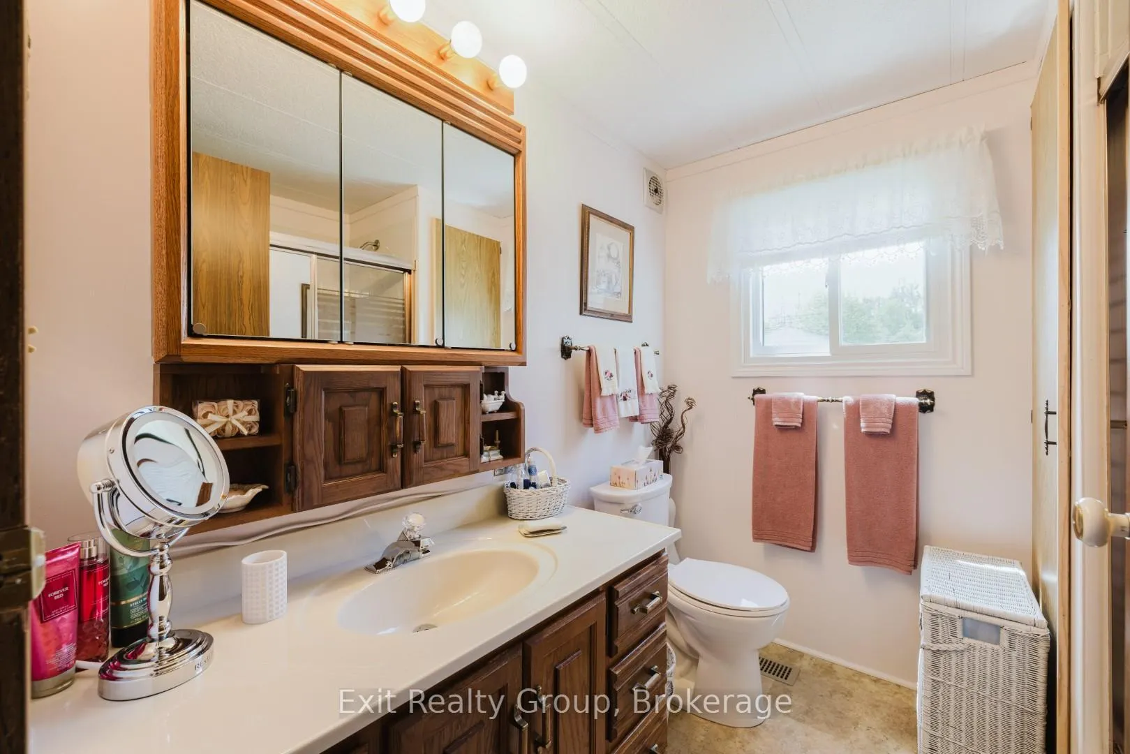 Photo 22 of Unit 172, 63 Whites Road, Quinte West, Sidney Ward — HOMEH