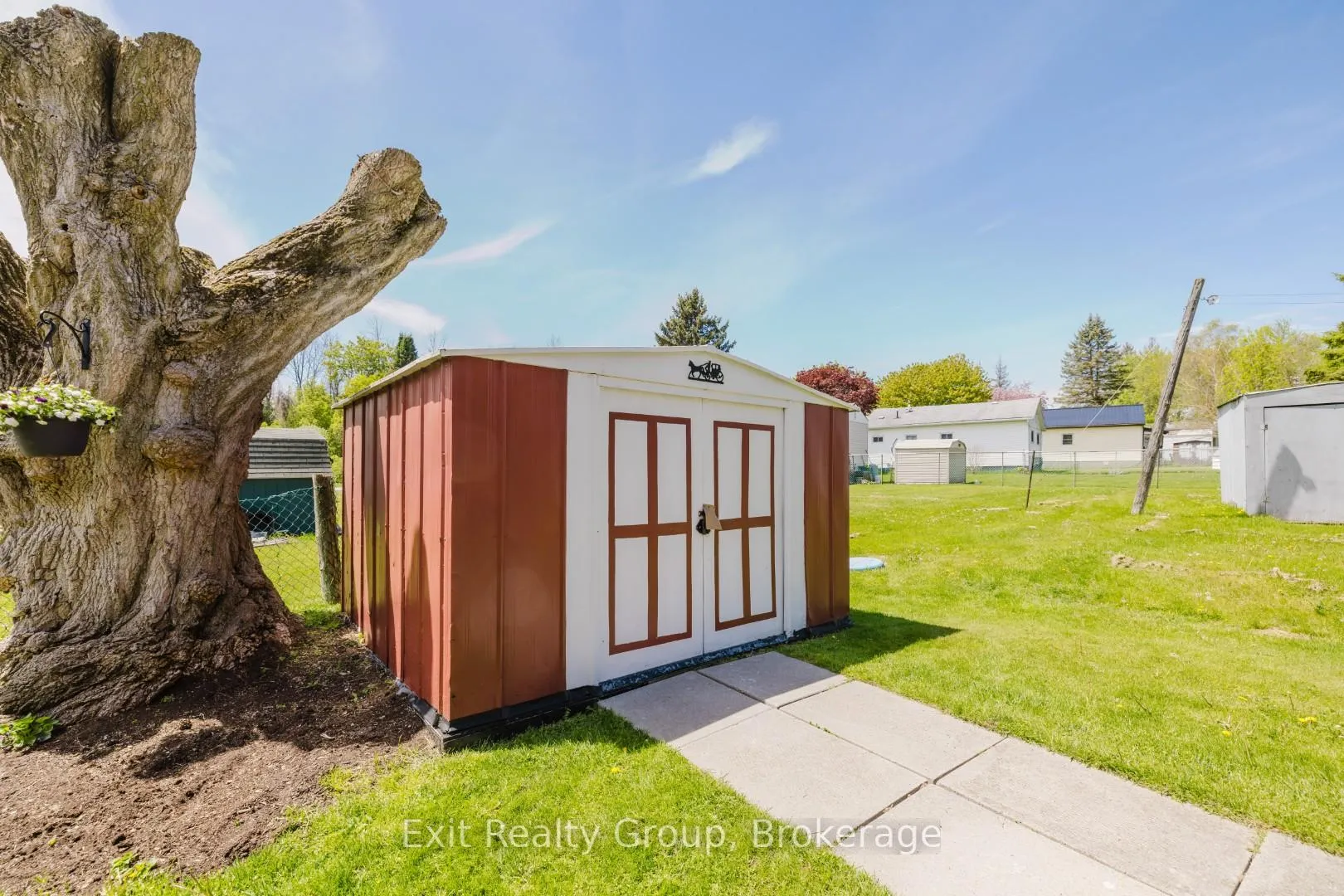 Photo 23 of Unit 172, 63 Whites Road, Quinte West, Sidney Ward — HOMEH