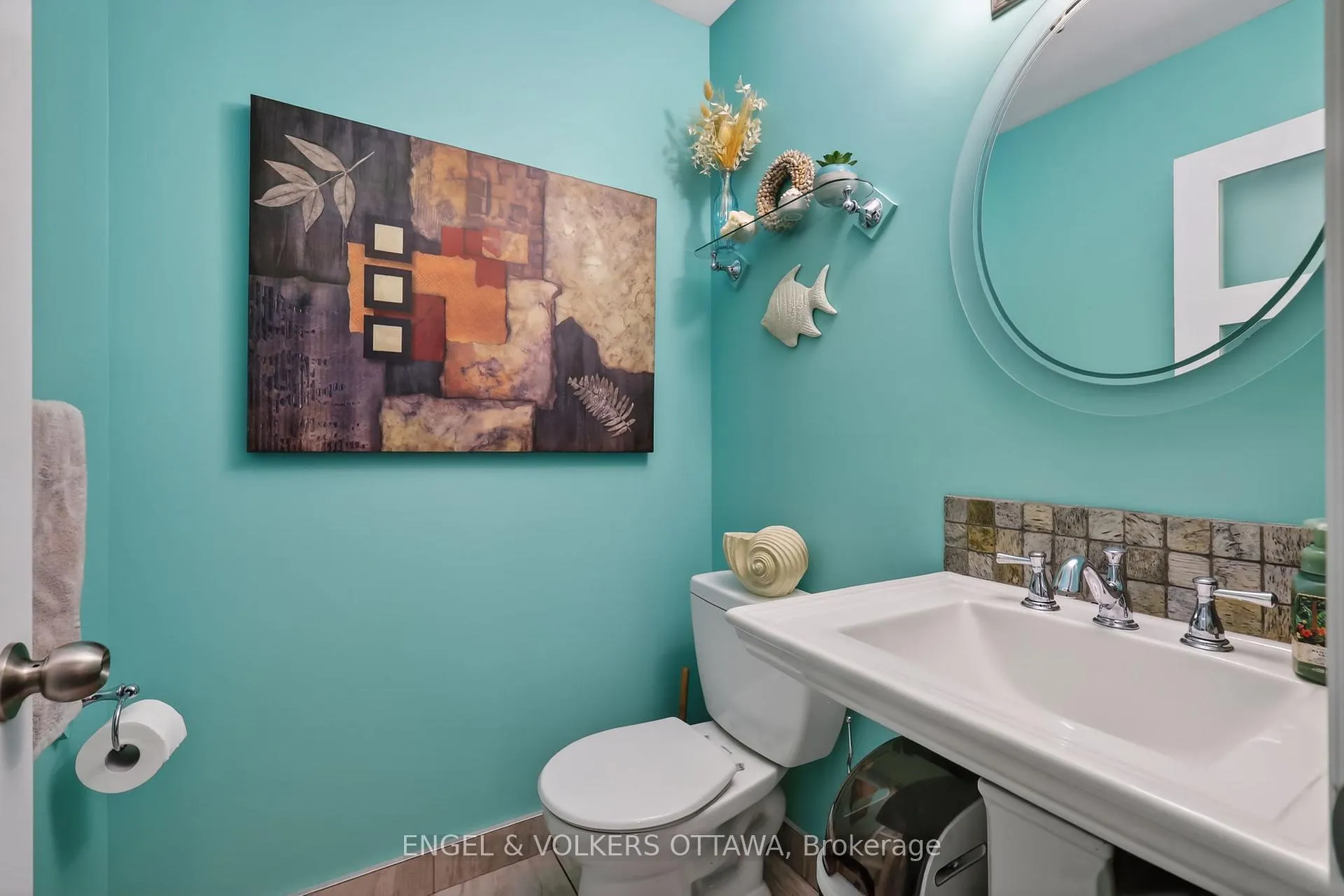 Photo 5 of 425 Tanager Bay, Ottawa, Chatelaine Village — HOMEH