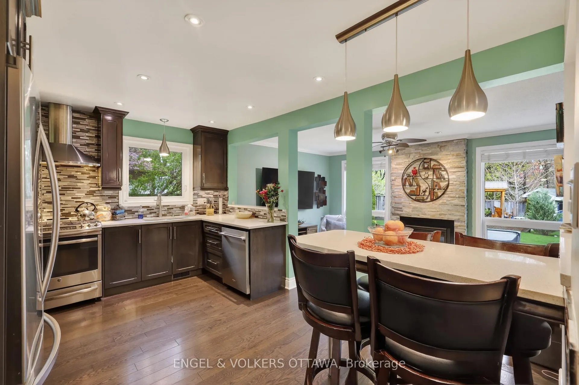 Photo 8 of 425 Tanager Bay, Ottawa, Chatelaine Village — HOMEH