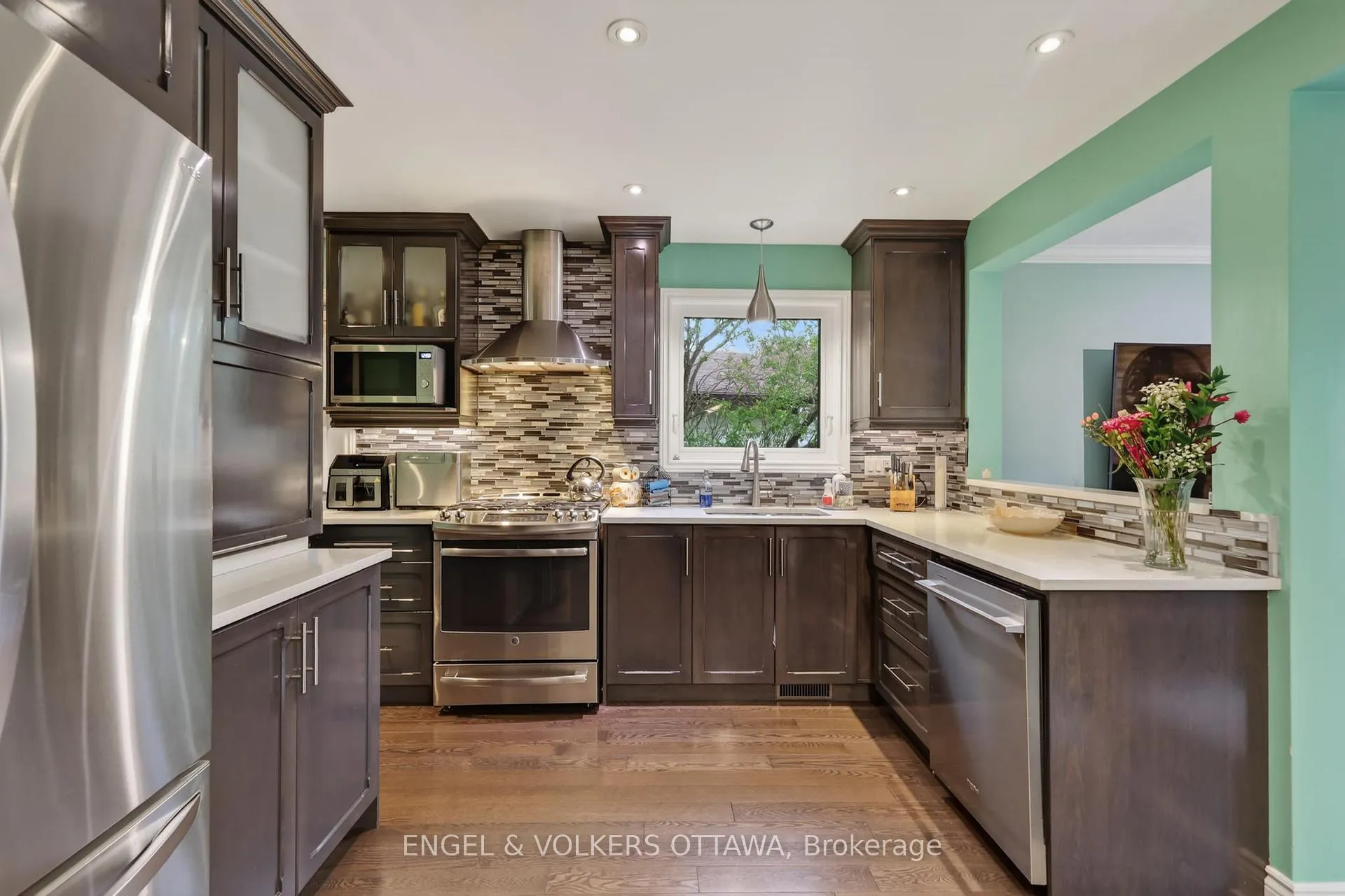 Photo 9 of 425 Tanager Bay, Ottawa, Chatelaine Village — HOMEH