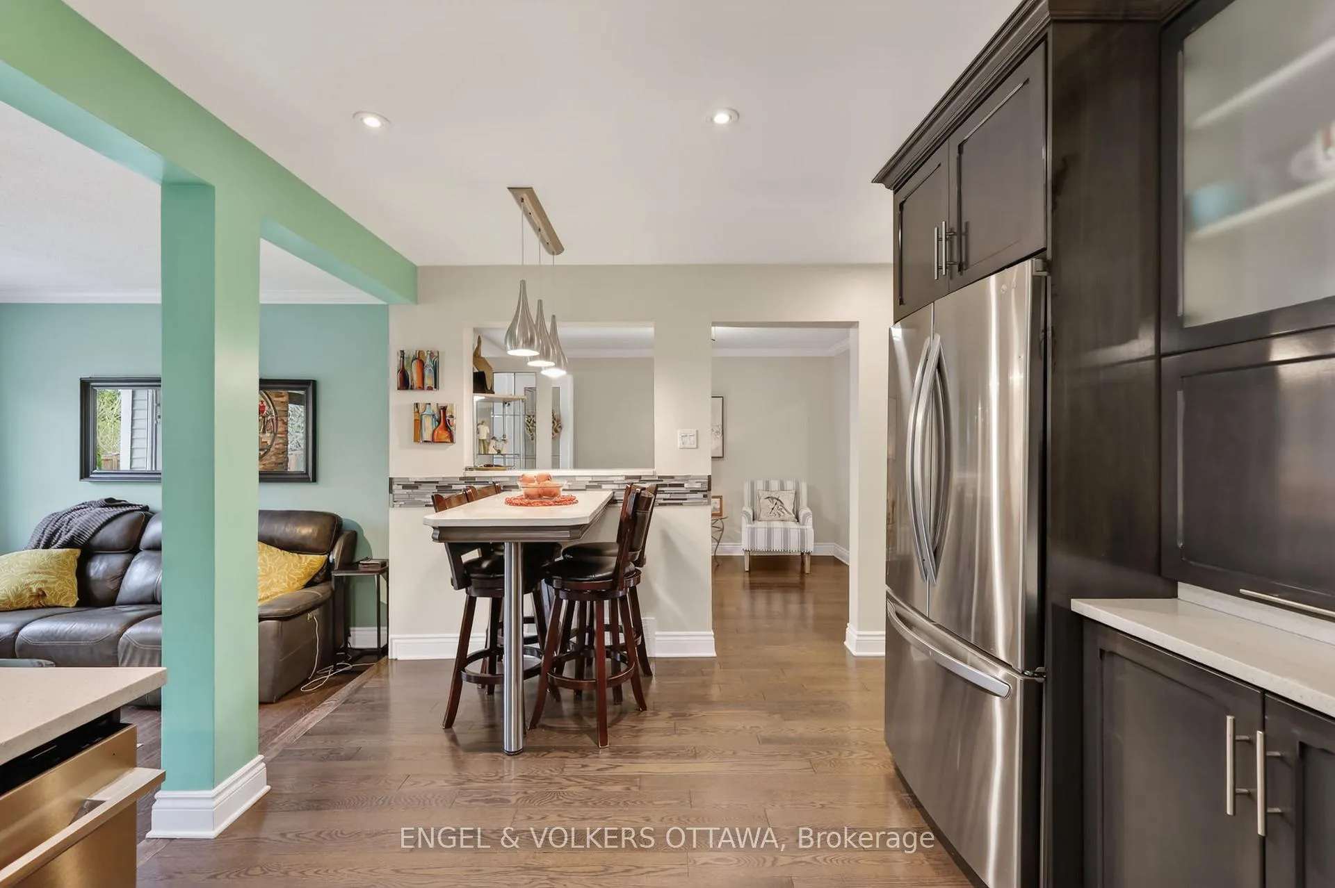 Photo 14 of 425 Tanager Bay, Ottawa, Chatelaine Village — HOMEH