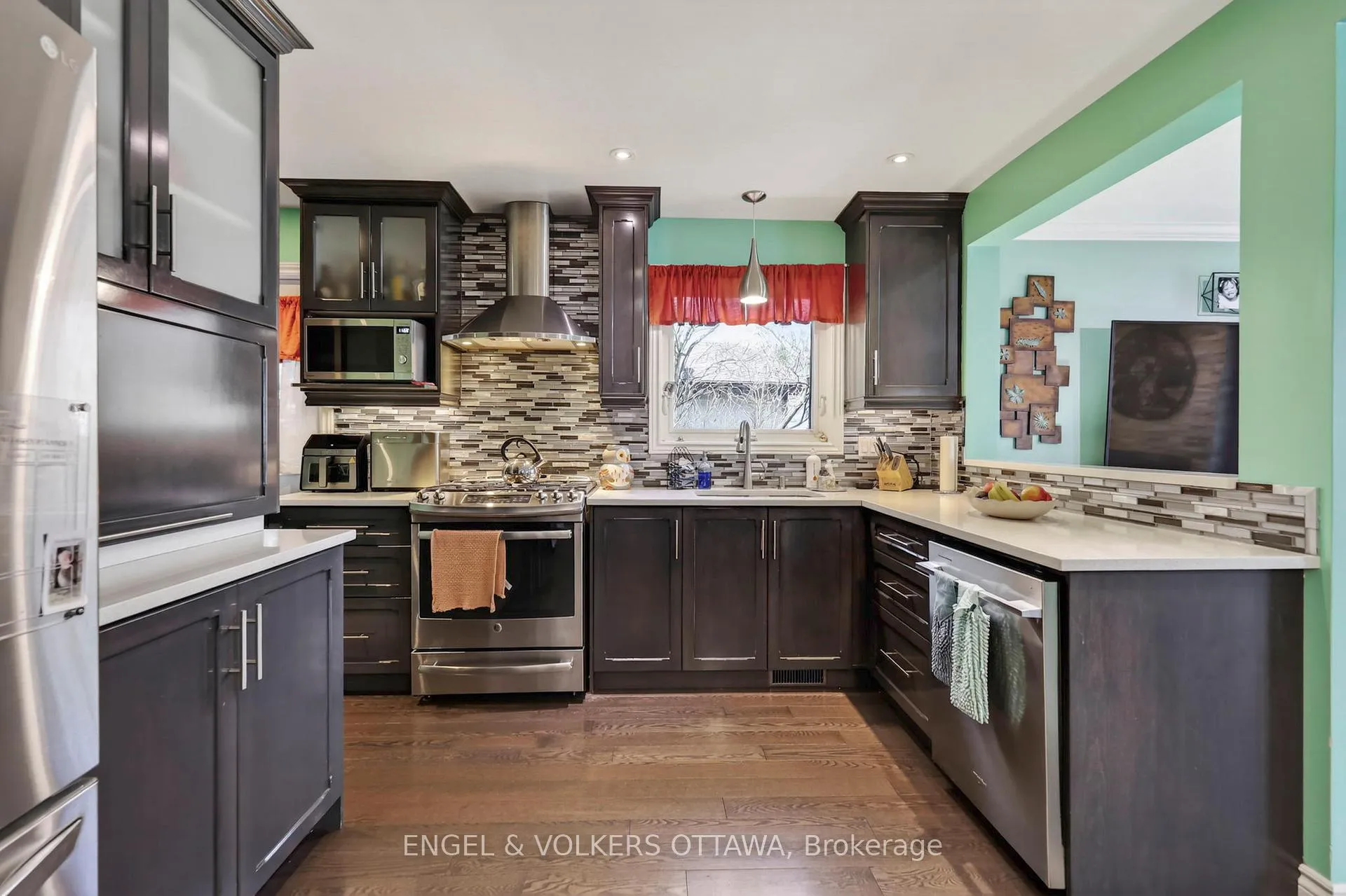 Photo 15 of 425 Tanager Bay, Ottawa, Chatelaine Village — HOMEH