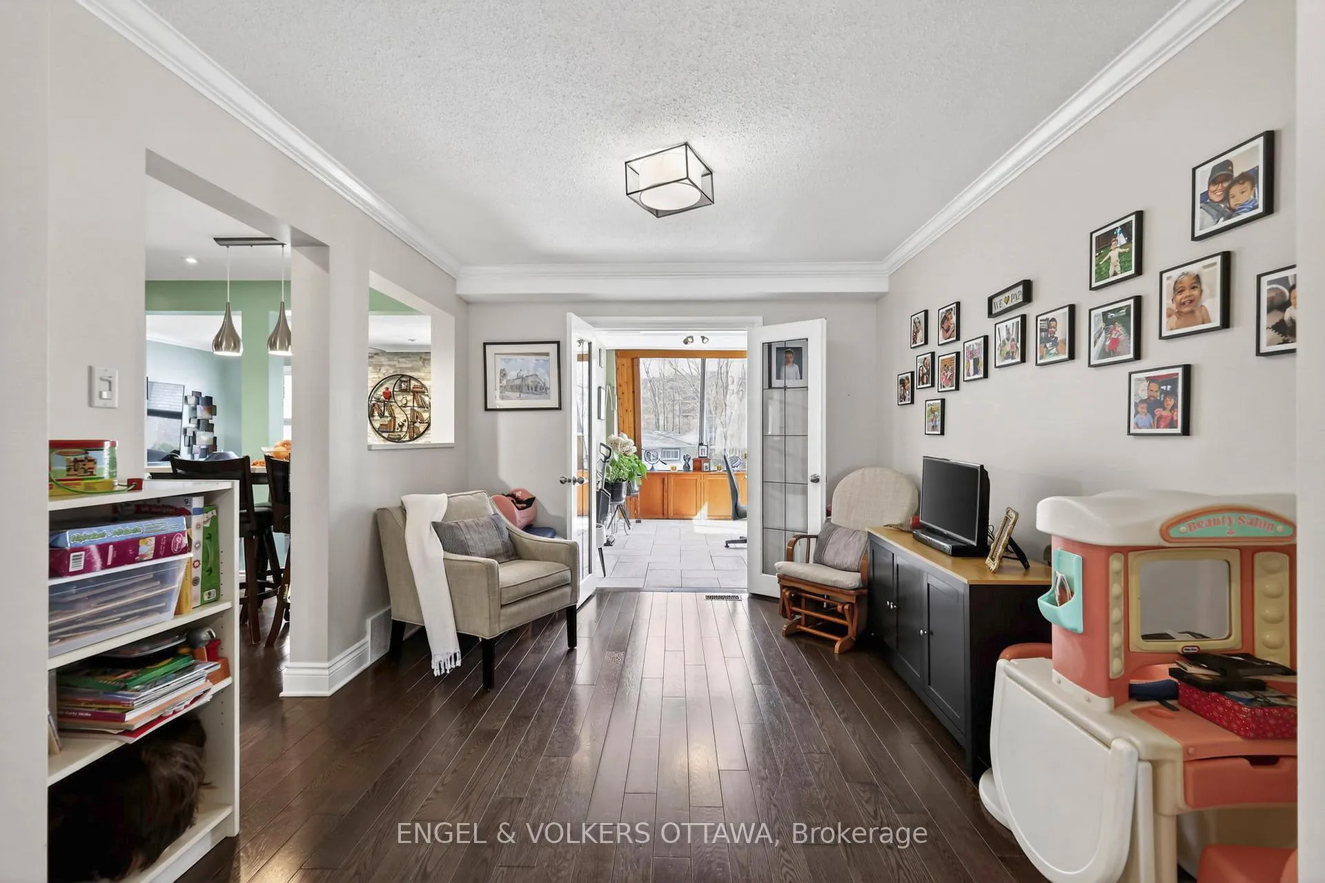 Photo 25 of 425 Tanager Bay, Ottawa, Chatelaine Village — HOMEH