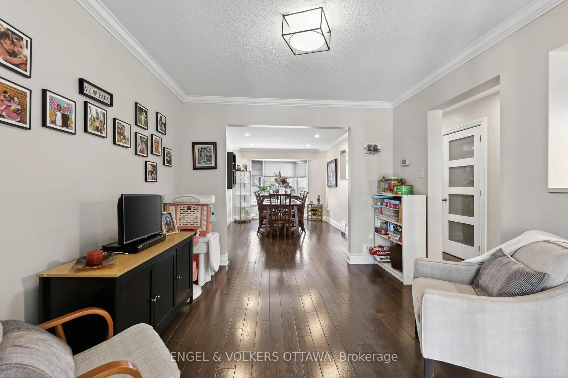 Photo 30 of 425 Tanager Bay, Ottawa, Chatelaine Village — HOMEH
