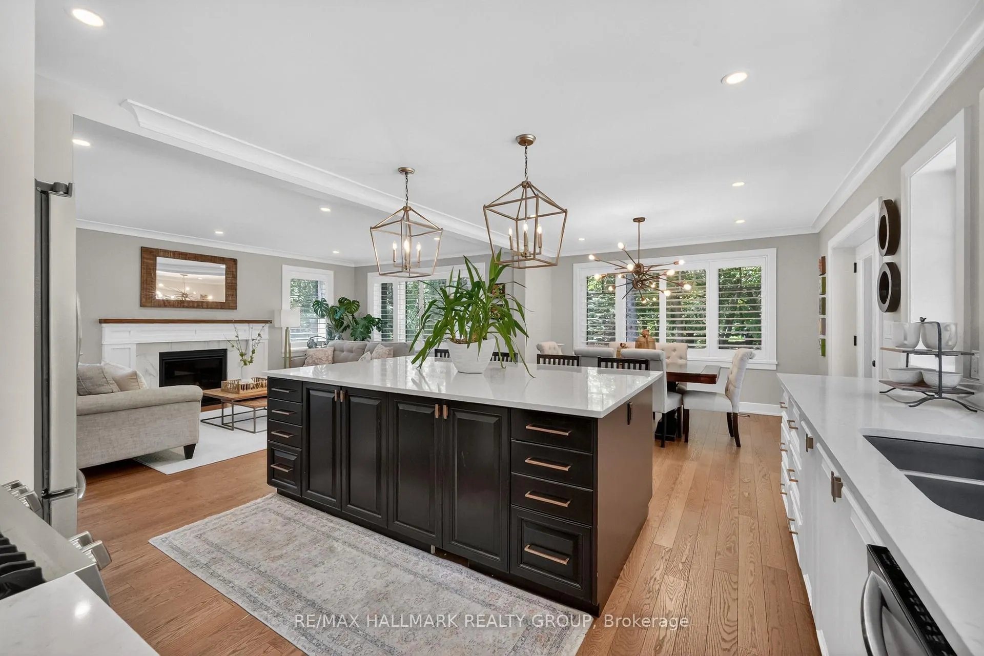 Photo 11 of 22 Cedar Road, Ottawa, Rothwell Heights — HOMEH