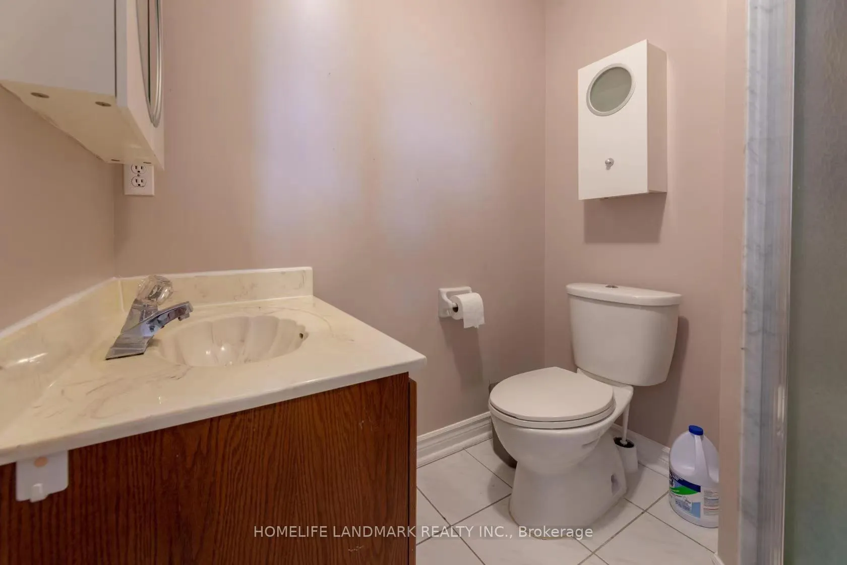 Photo 8 of 117 Macon Place, Markham, Milliken Mills West — HOMEH