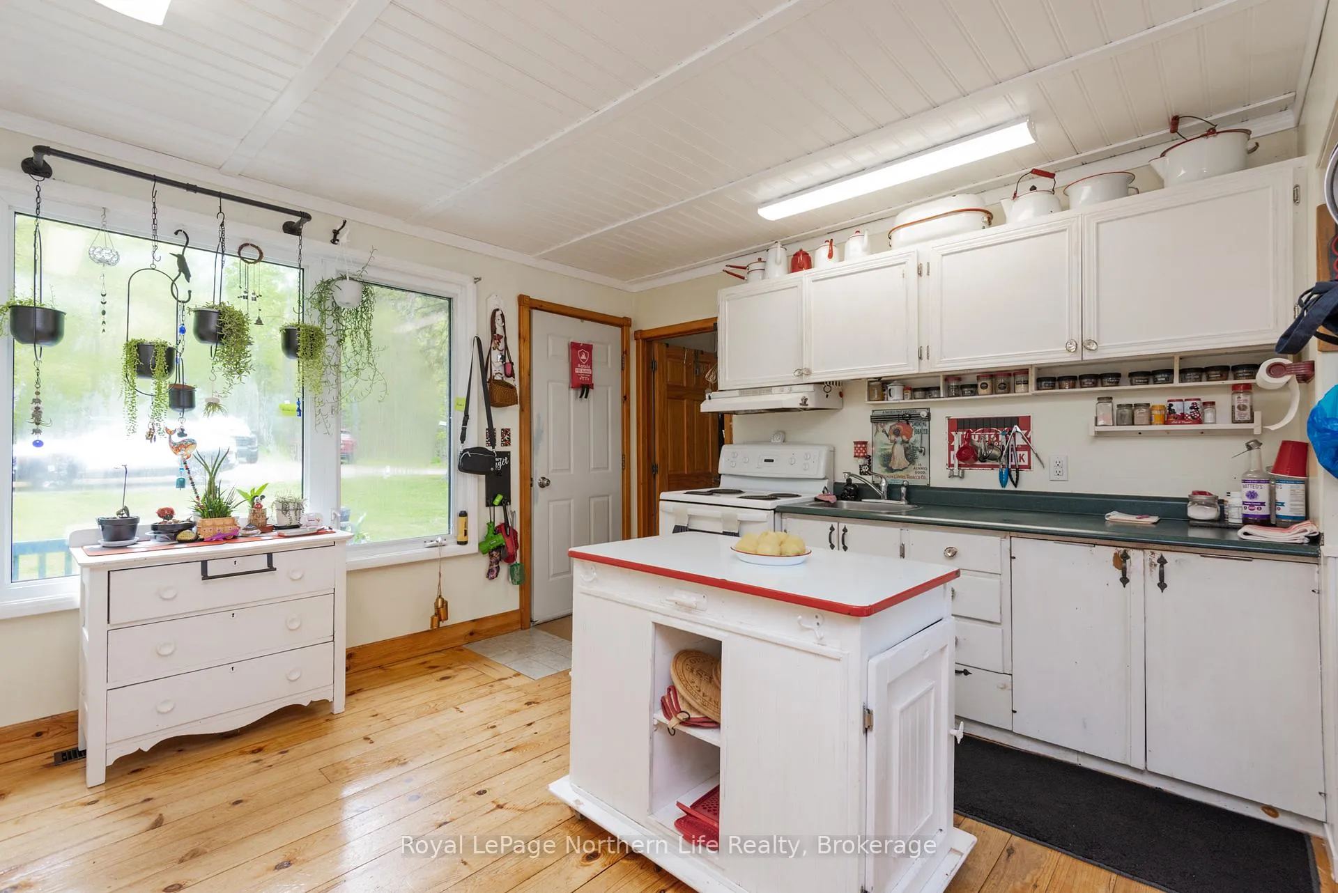 Photo 16 of 13 Macdonald Terrace, East Ferris — HOMEH