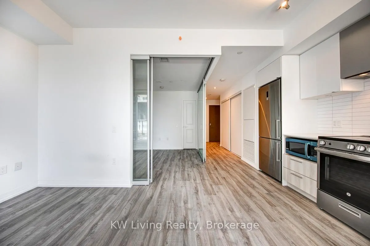 Photo 3 of Unit 921, 251 Jarvis Street, Toronto, Church-Yonge Corridor — HOMEH