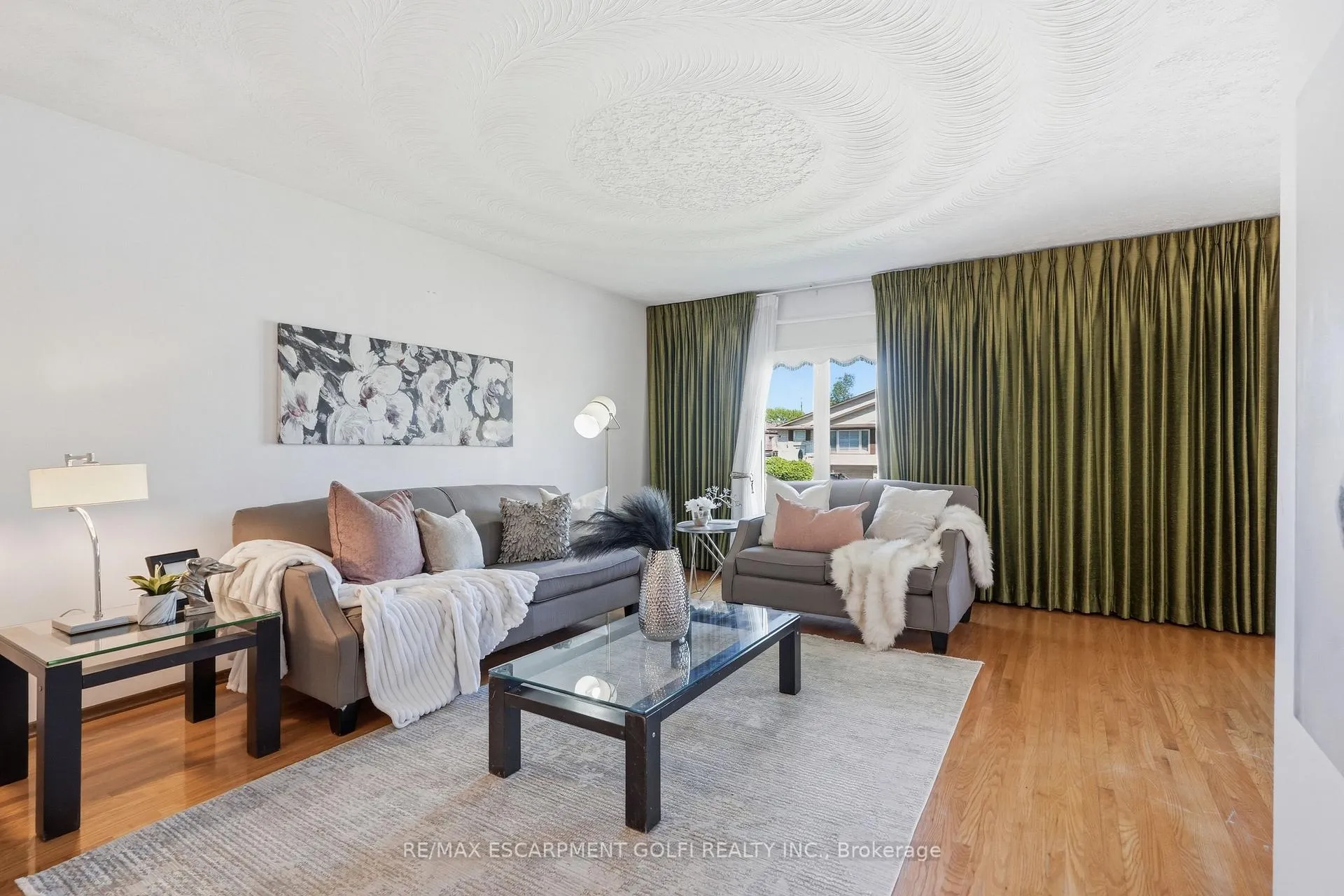 Photo 11 of 64 Eastbury Drive, Hamilton, Stoney Creek — HOMEH