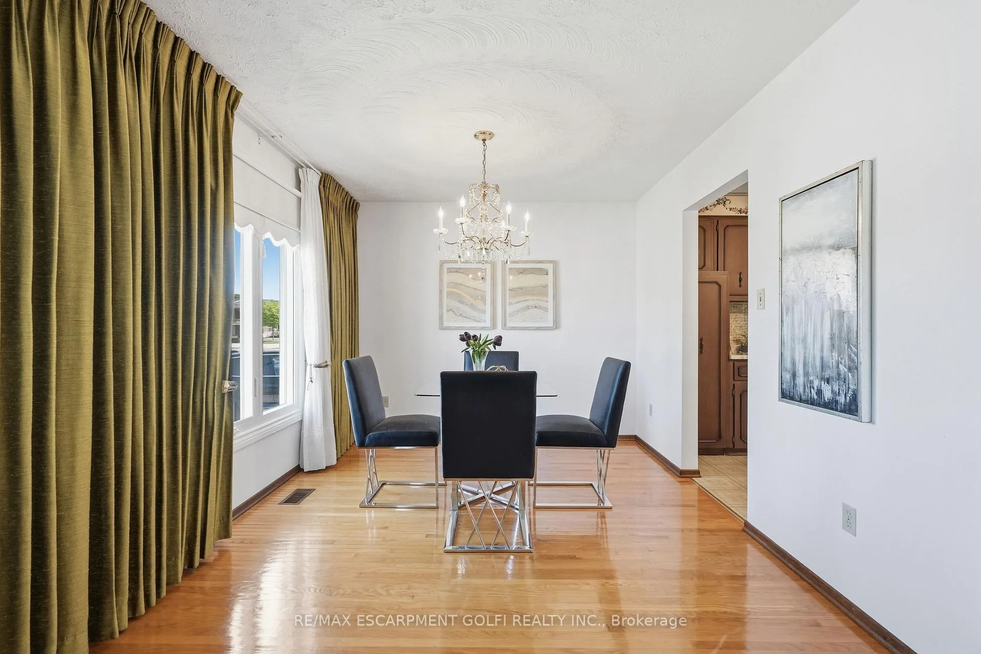 Photo 12 of 64 Eastbury Drive, Hamilton, Stoney Creek — HOMEH