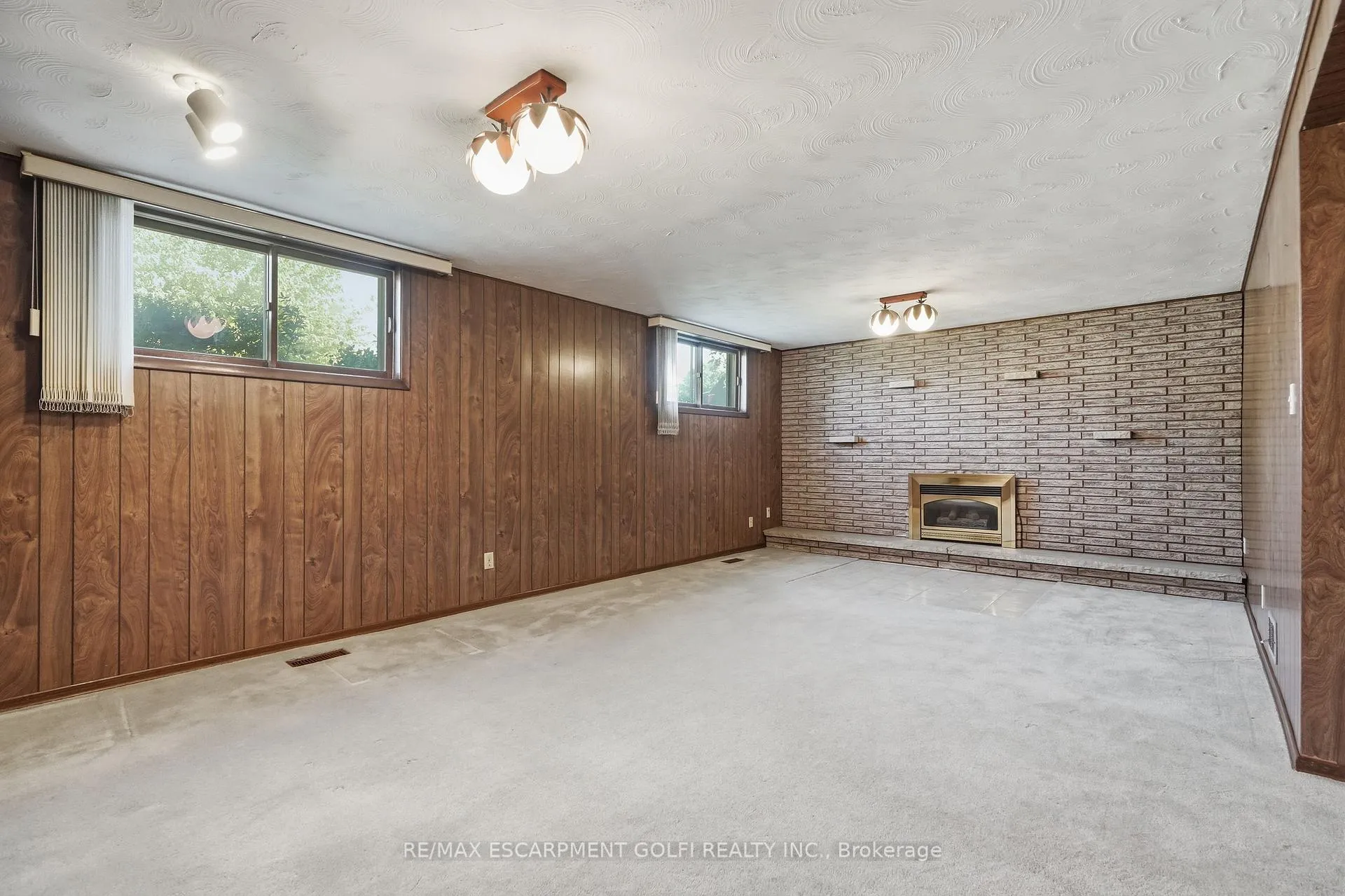 Photo 31 of 64 Eastbury Drive, Hamilton, Stoney Creek — HOMEH