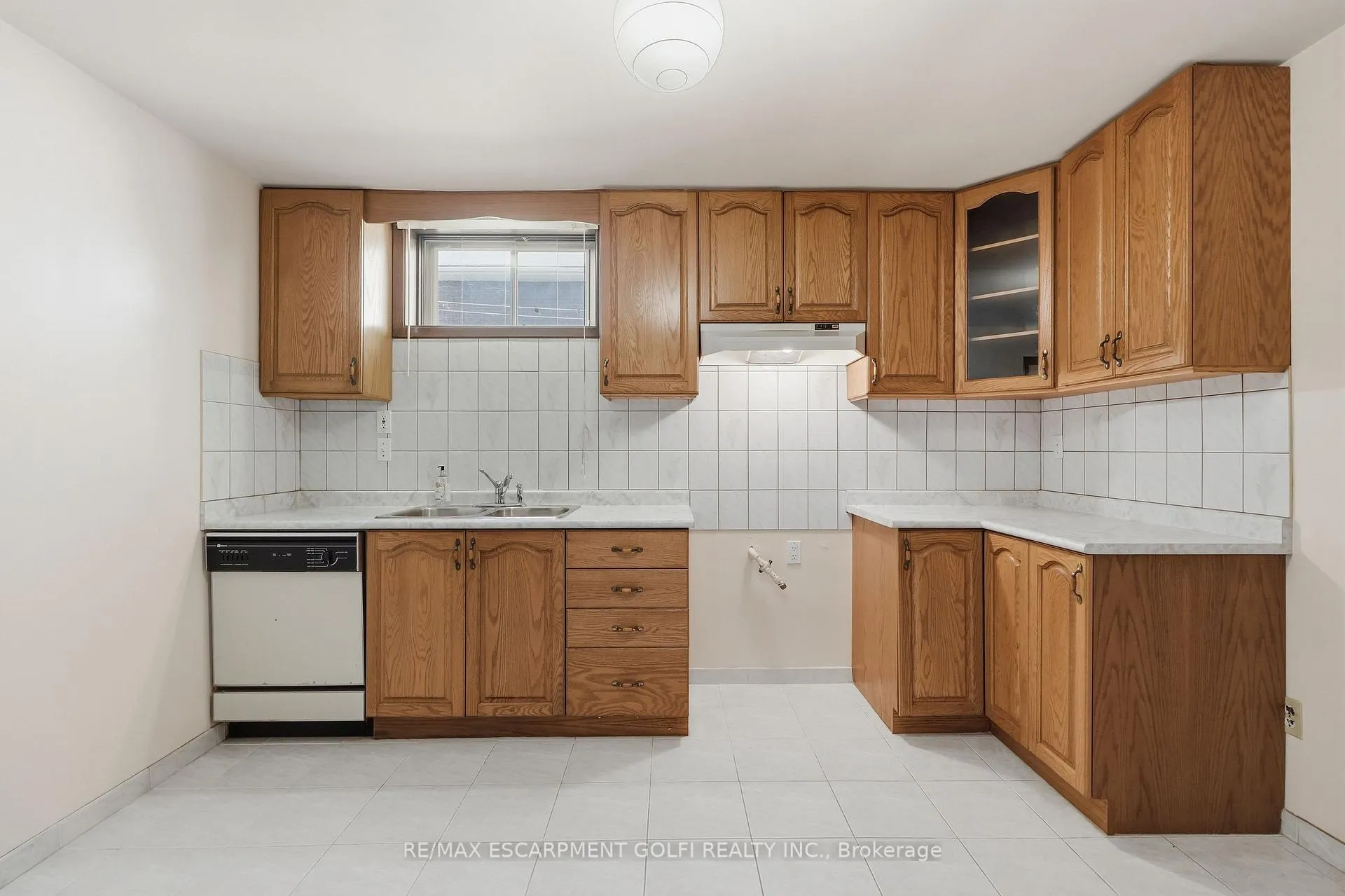 Photo 33 of 64 Eastbury Drive, Hamilton, Stoney Creek — HOMEH