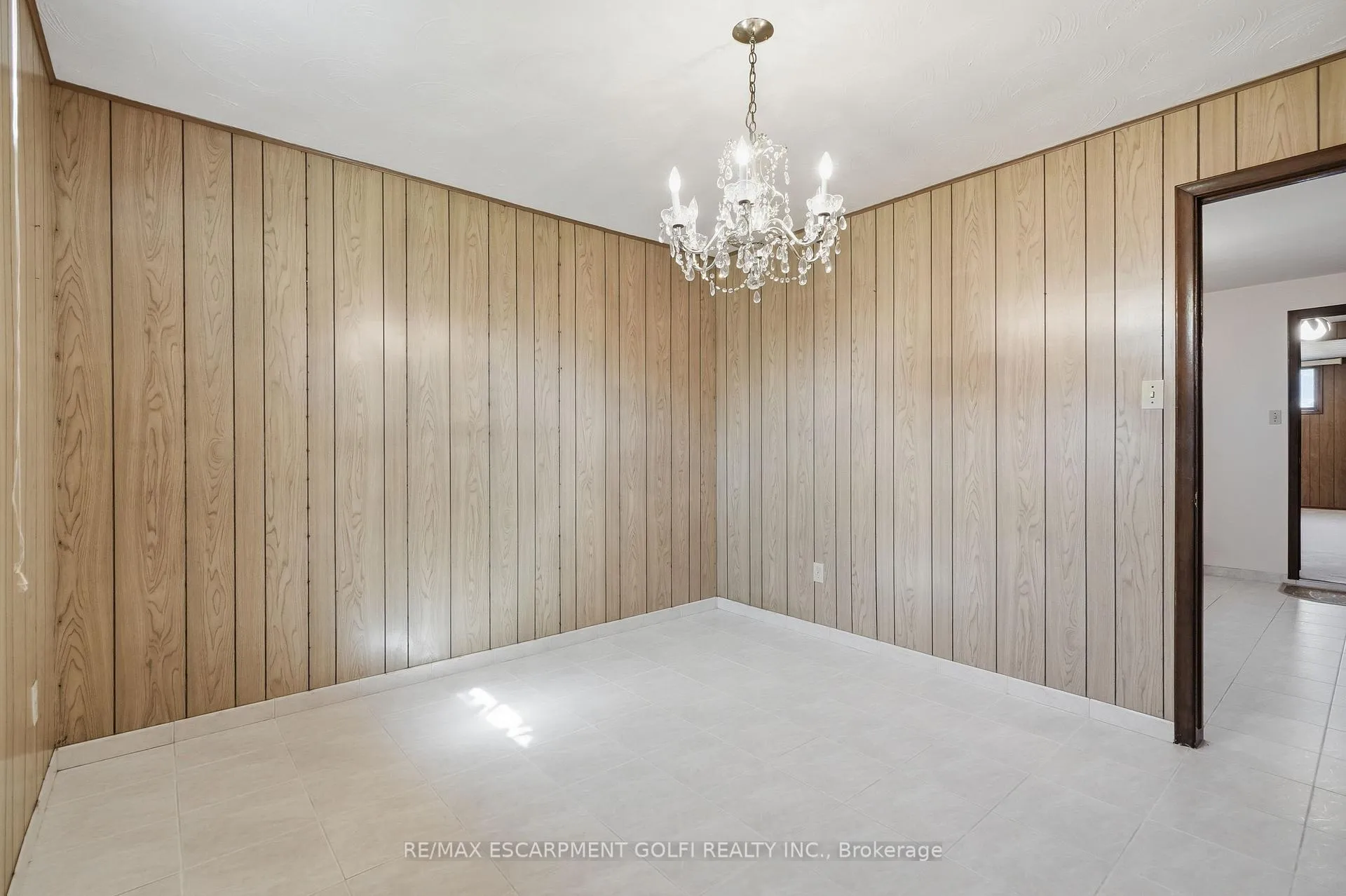 Photo 36 of 64 Eastbury Drive, Hamilton, Stoney Creek — HOMEH