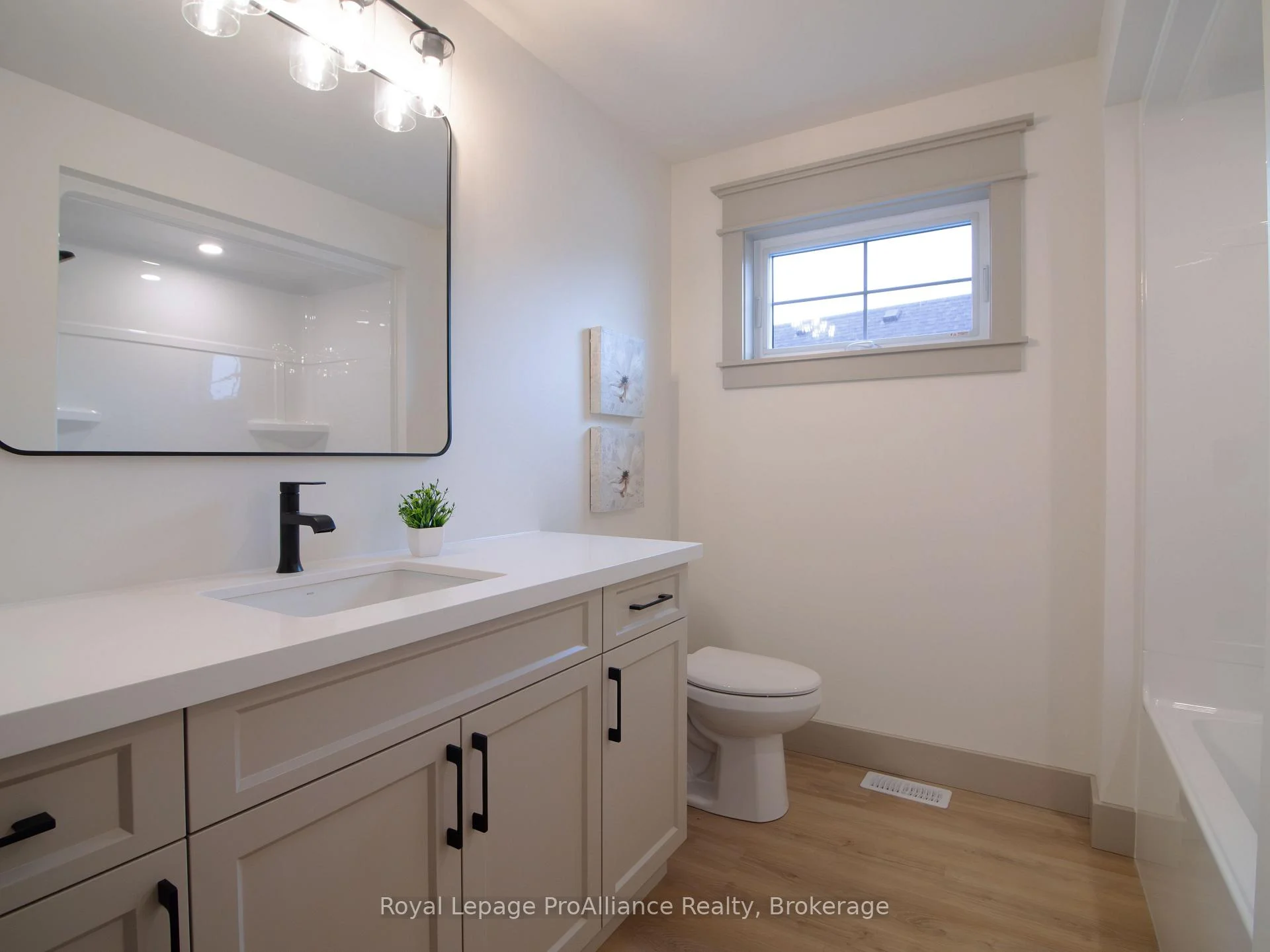 Photo 41 of 15 Willowbrook Street, Markham, Aileen-Willowbrook — HOMEH