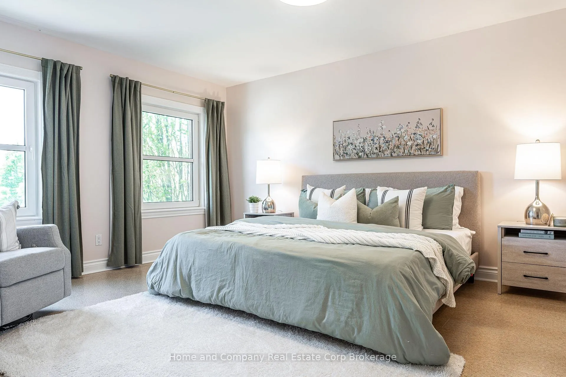 Photo 5 of 276 Woods Street, Stratford — HOMEH