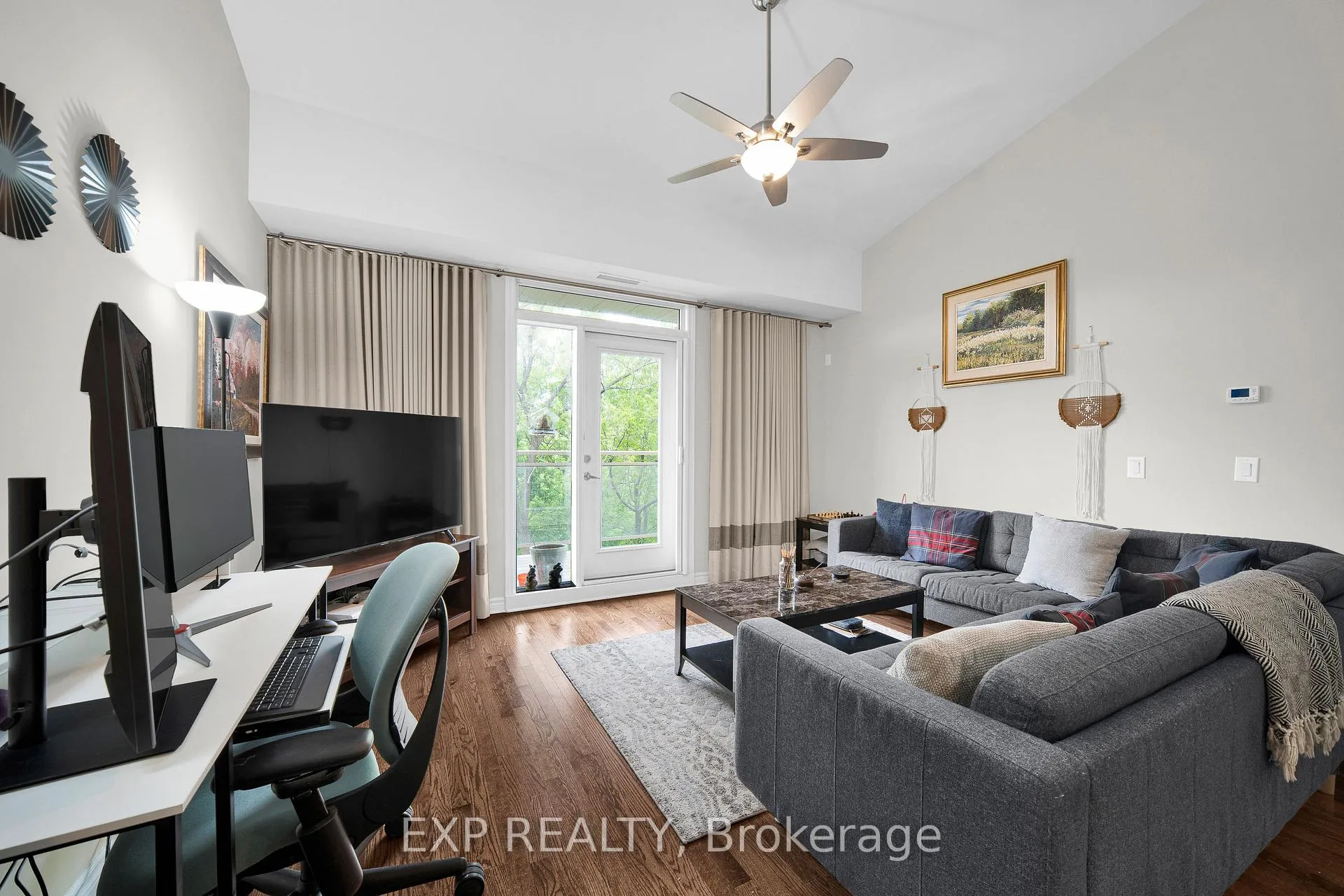 Photo 5 of Unit 408, 1201 Ohio Street, Ottawa, Billings Bridge — HOMEH
