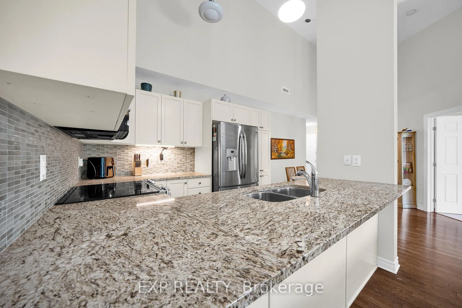 Photo 12 of Unit 408, 1201 Ohio Street, Ottawa, Billings Bridge — HOMEH