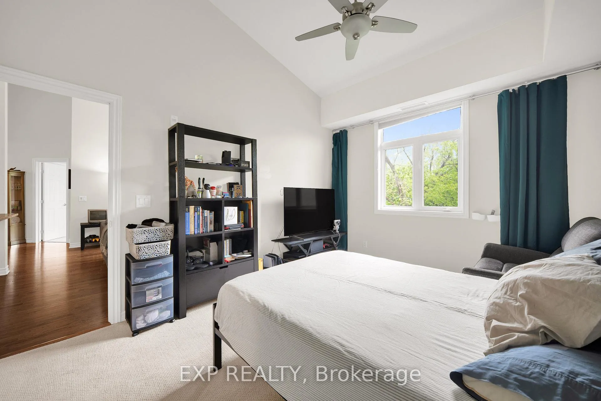 Photo 16 of Unit 408, 1201 Ohio Street, Ottawa, Billings Bridge — HOMEH