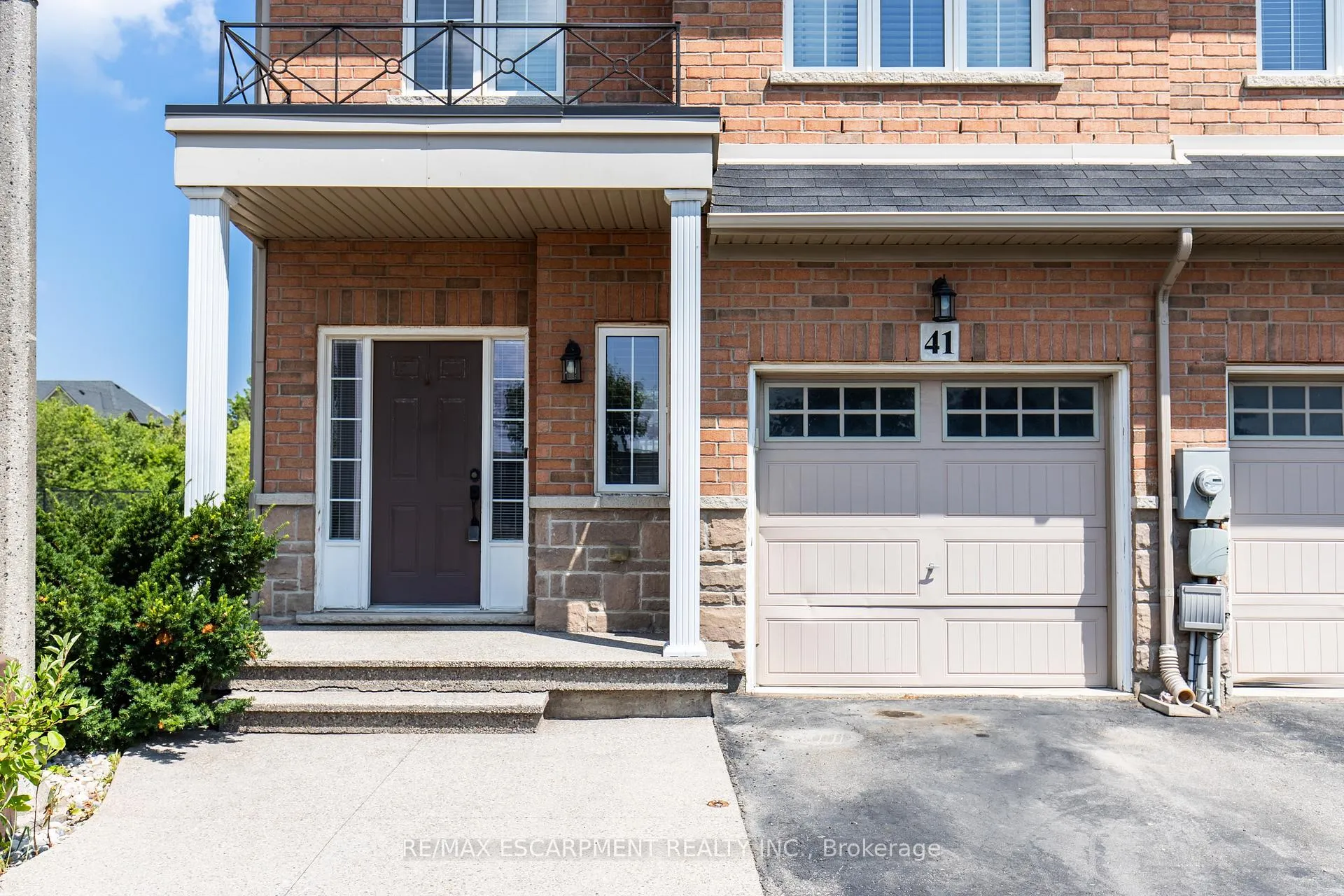 Photo 3 of Unit 41, 170 Palacebeach Trail, Hamilton, Stoney Creek — HOMEH