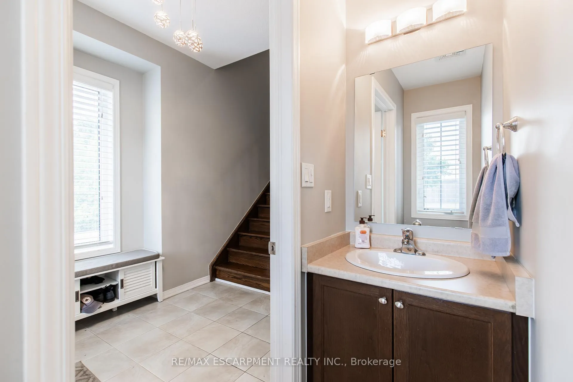 Photo 13 of Unit 41, 170 Palacebeach Trail, Hamilton, Stoney Creek — HOMEH