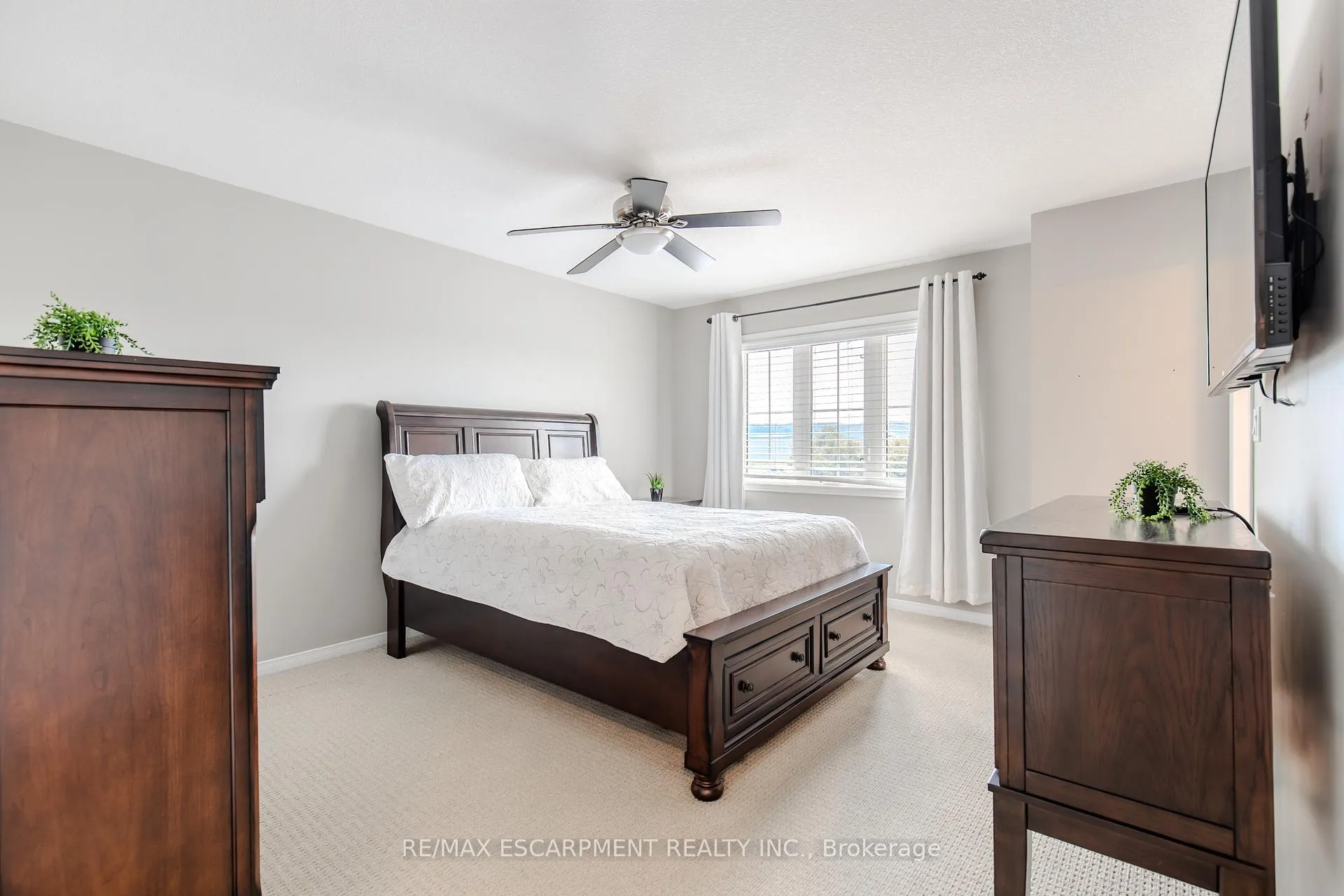 Photo 17 of Unit 41, 170 Palacebeach Trail, Hamilton, Stoney Creek — HOMEH