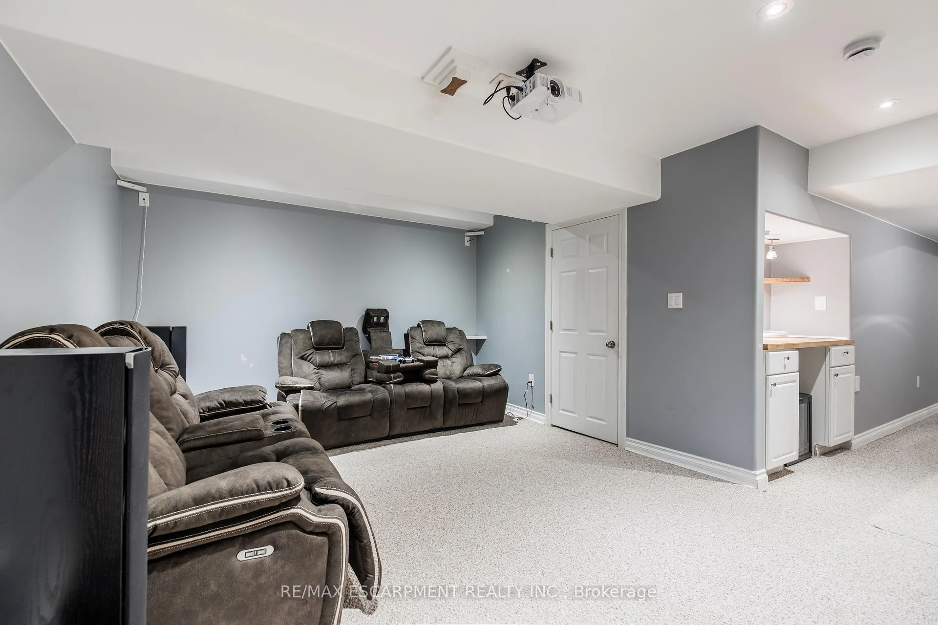 Photo 25 of Unit 41, 170 Palacebeach Trail, Hamilton, Stoney Creek — HOMEH