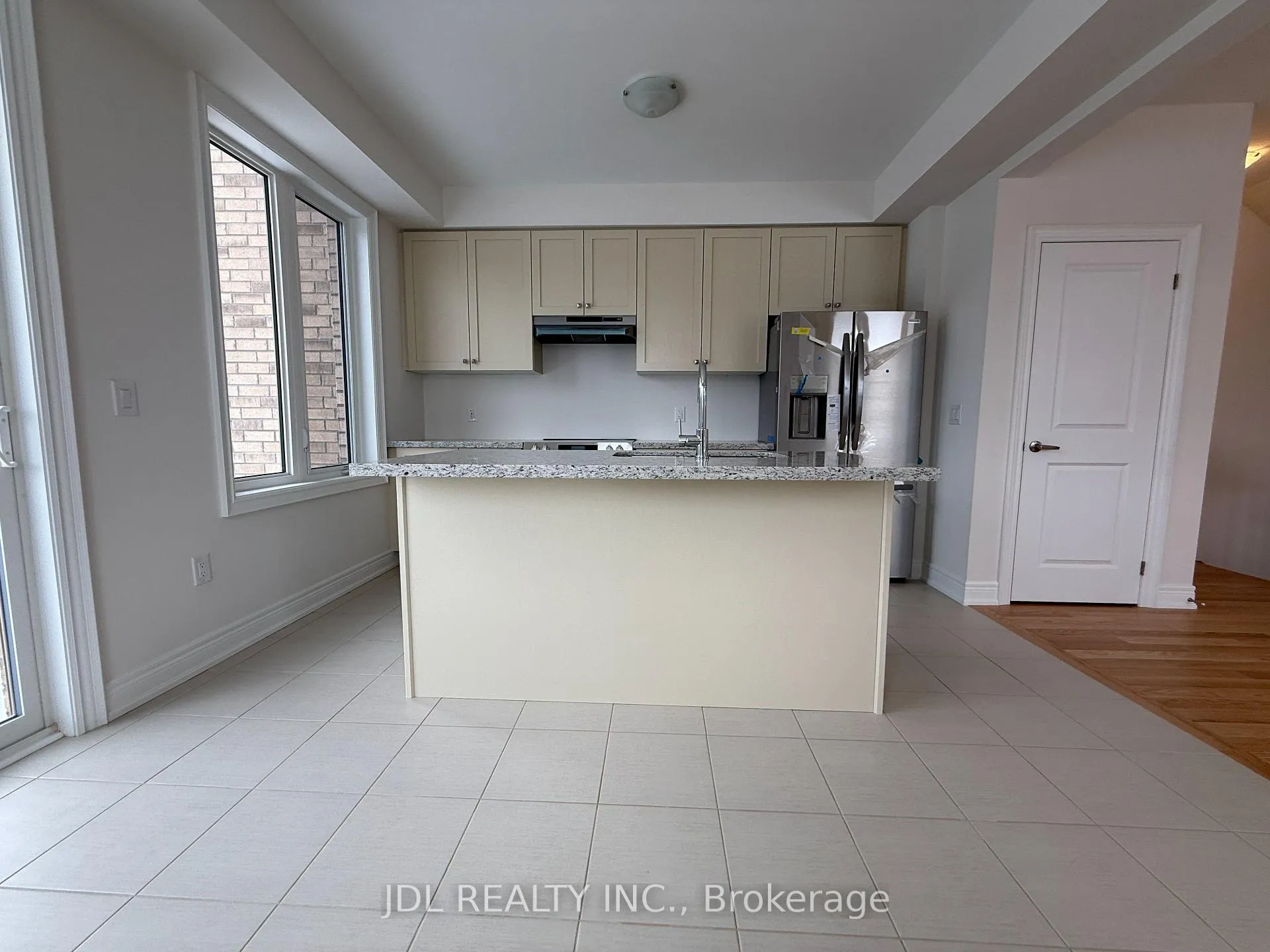 Photo 10 of 3017 Gatestone Path, Pickering, Rural Pickering — HOMEH