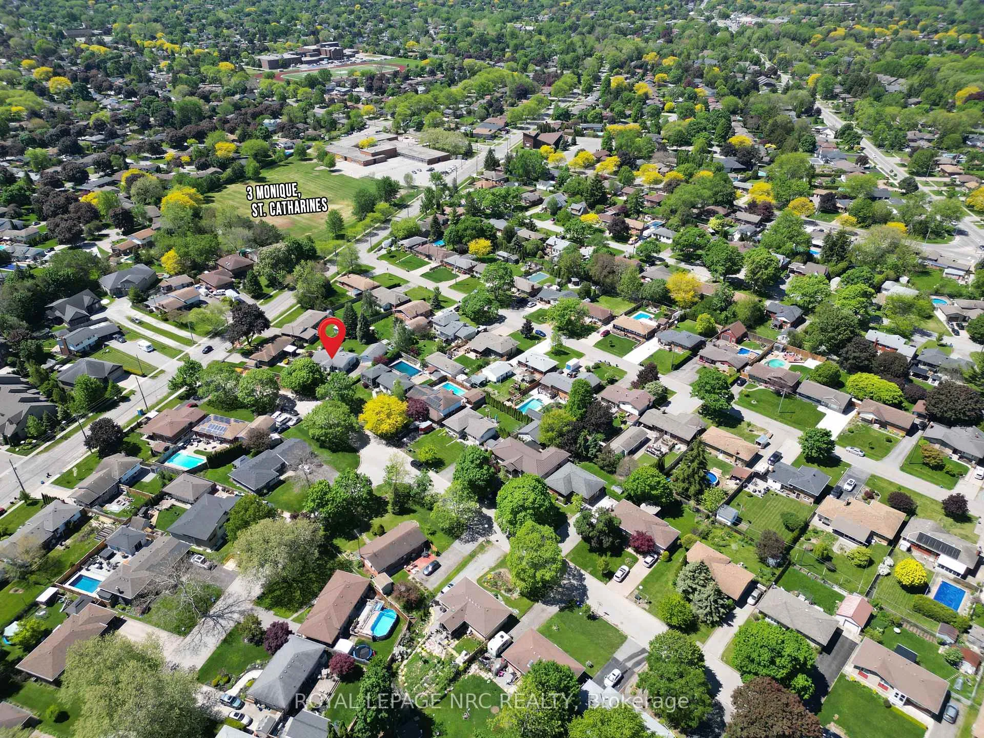 Photo 39 of 3 Monique Crescent, St. Catharines, Vine/Linwell — HOMEH