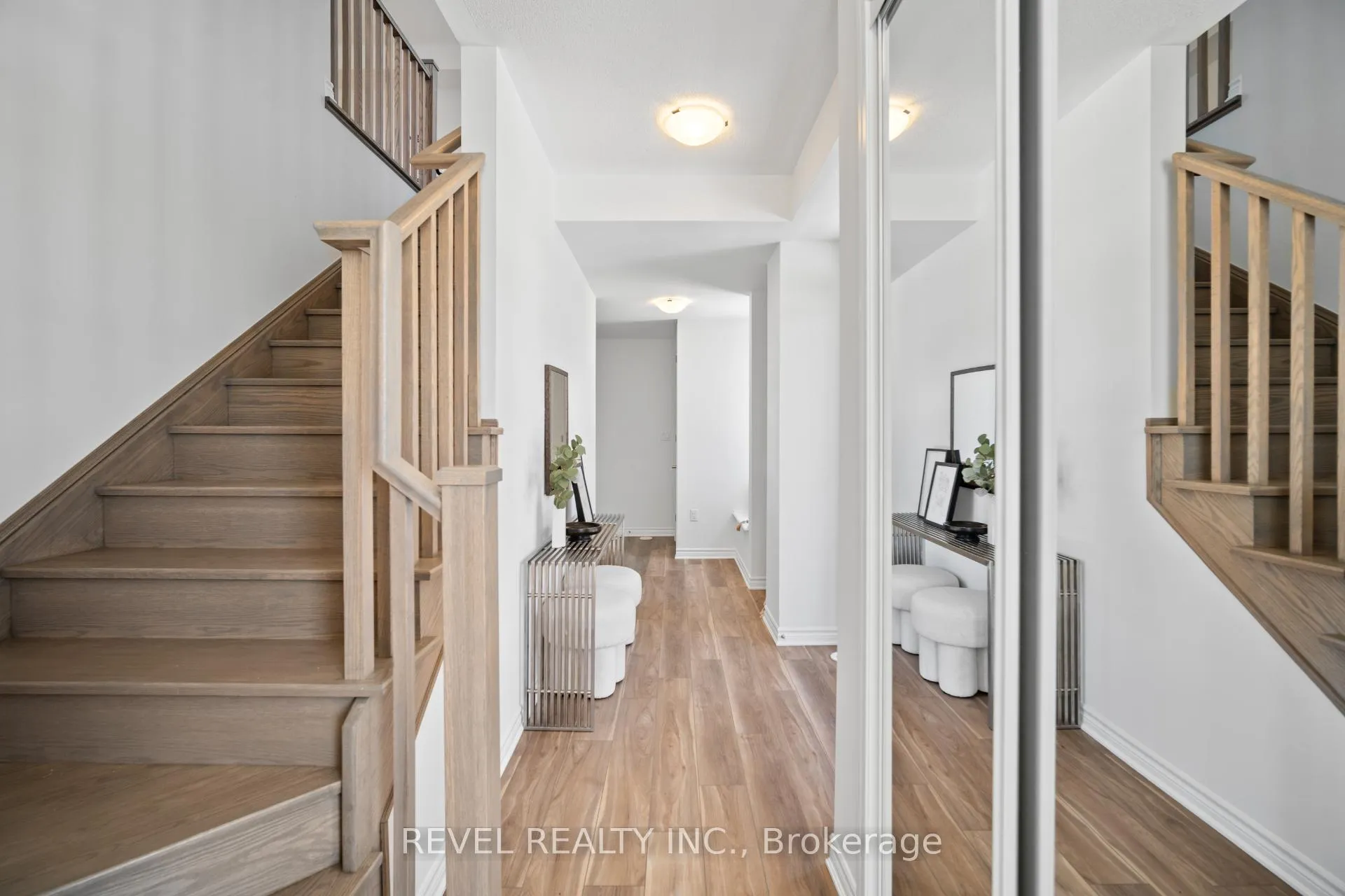 Photo 3 of 22 Vickerman Street, Brampton, Northwest Brampton — HOMEH