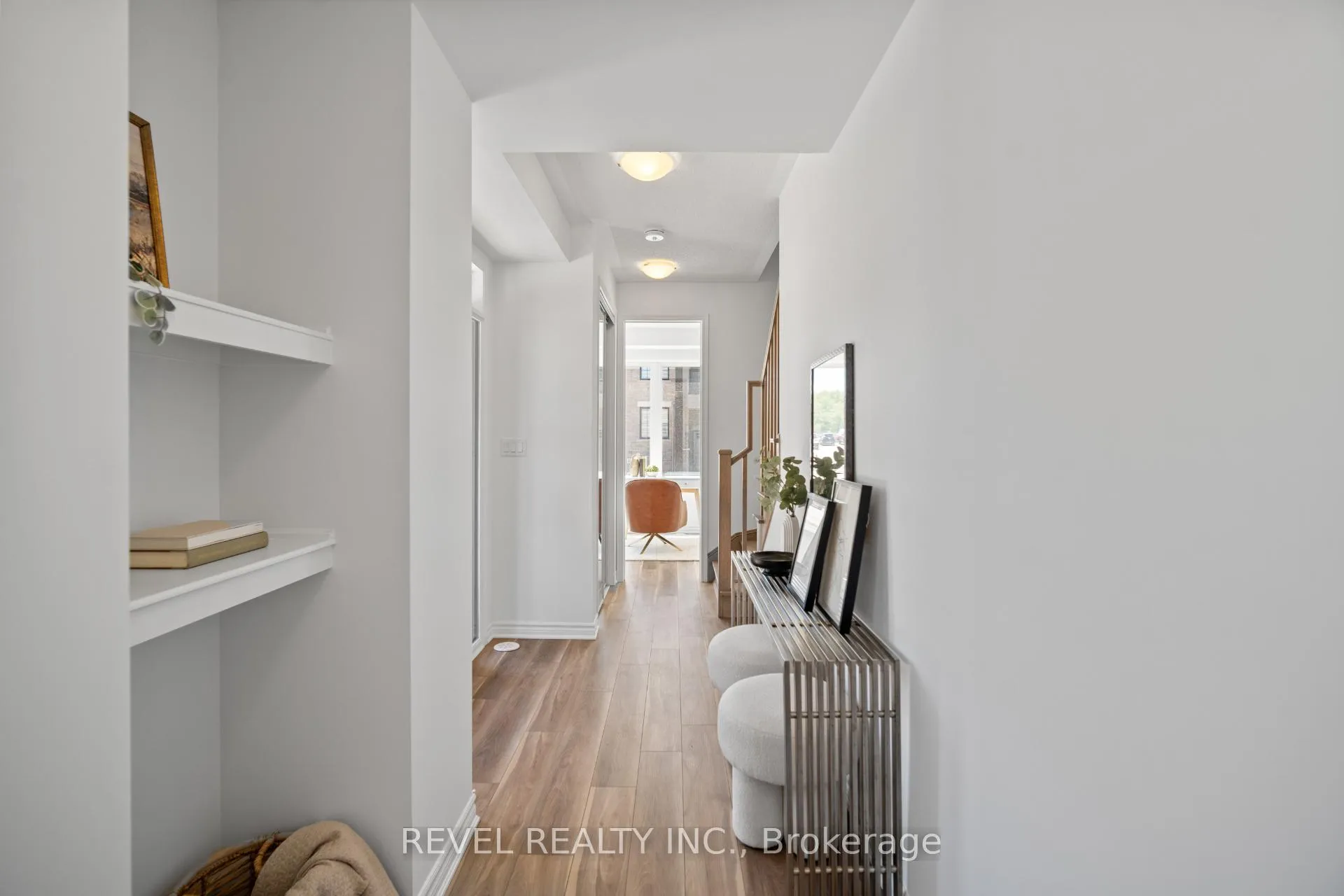 Photo 4 of 22 Vickerman Street, Brampton, Northwest Brampton — HOMEH