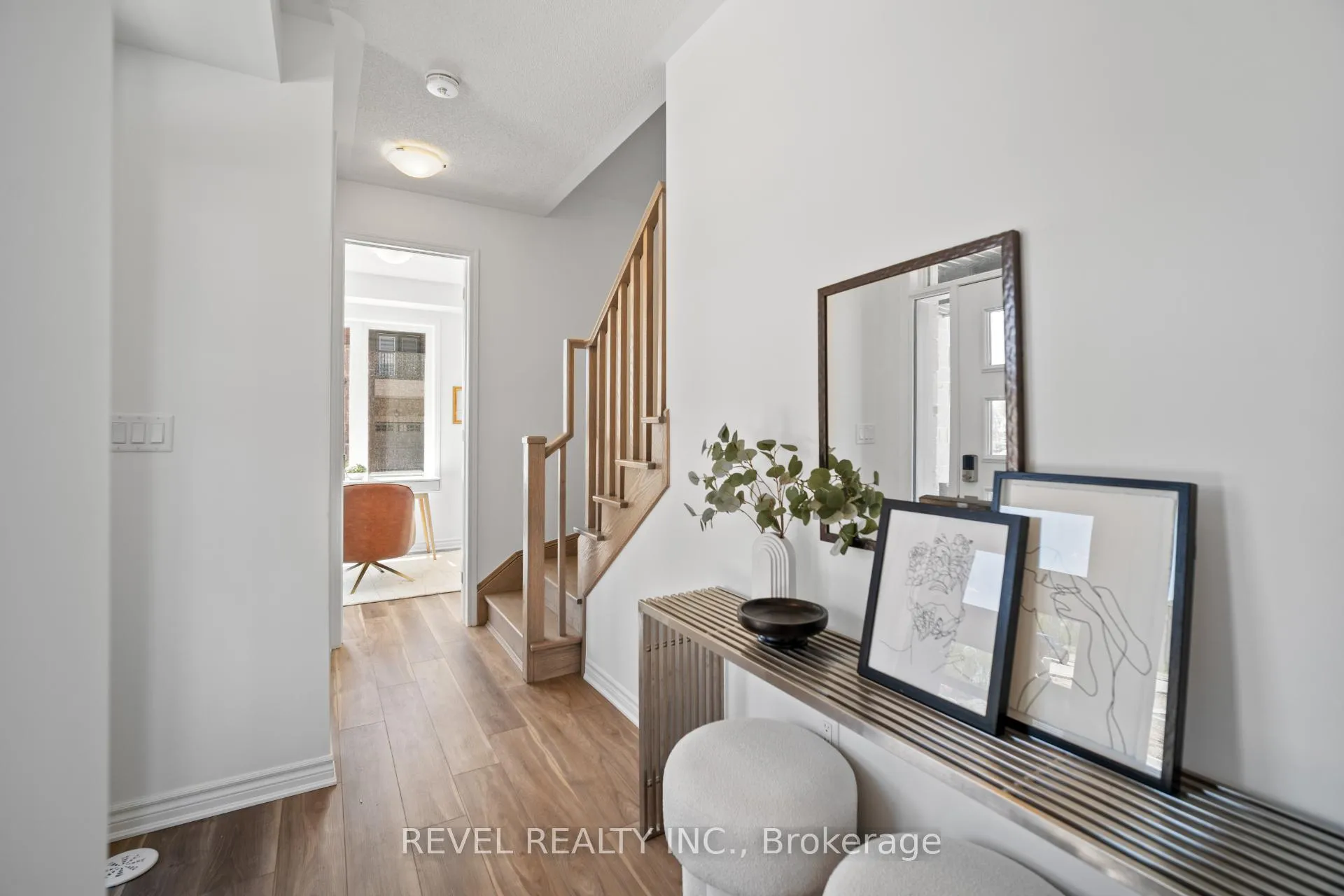 Photo 5 of 22 Vickerman Street, Brampton, Northwest Brampton — HOMEH