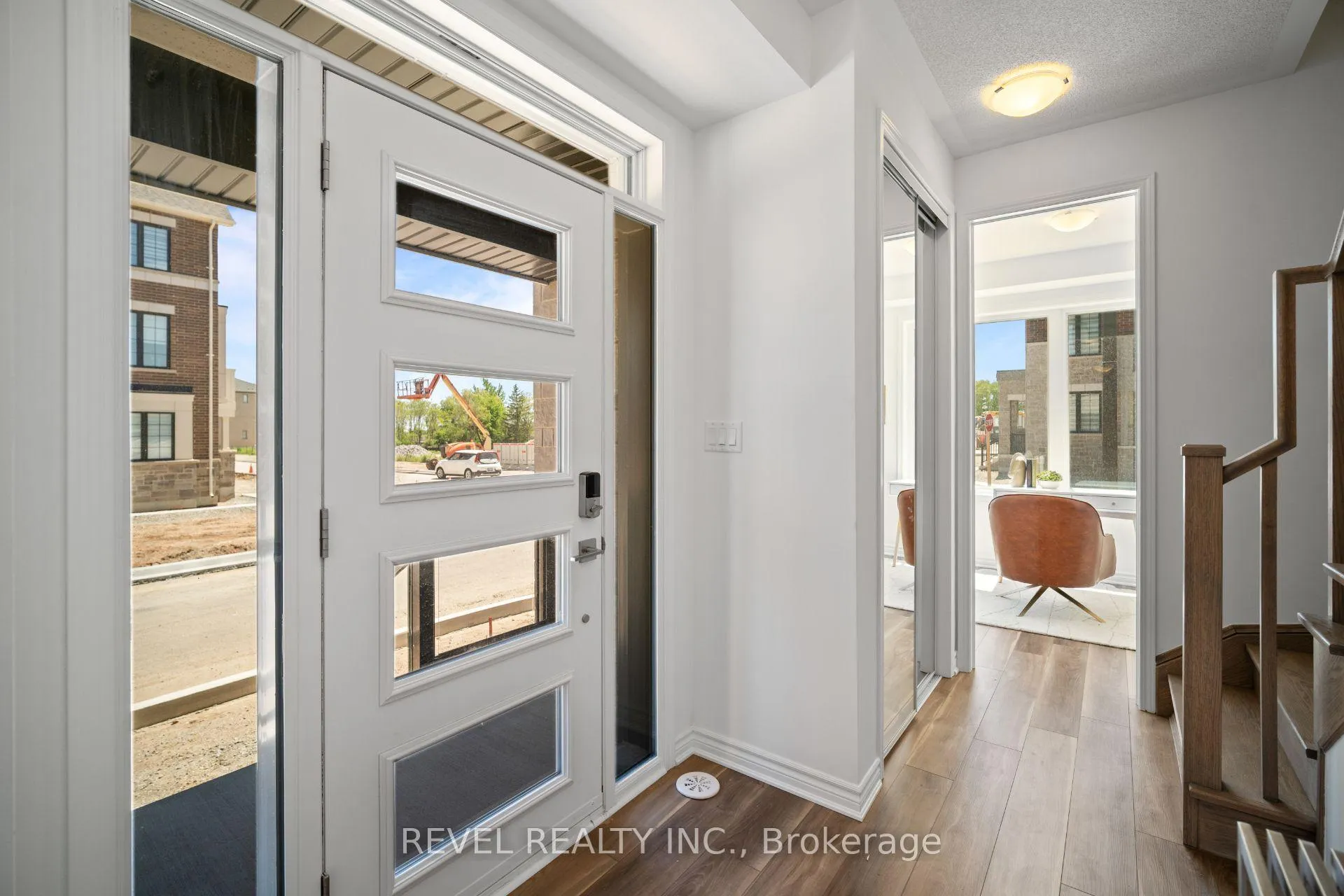 Photo 6 of 22 Vickerman Street, Brampton, Northwest Brampton — HOMEH