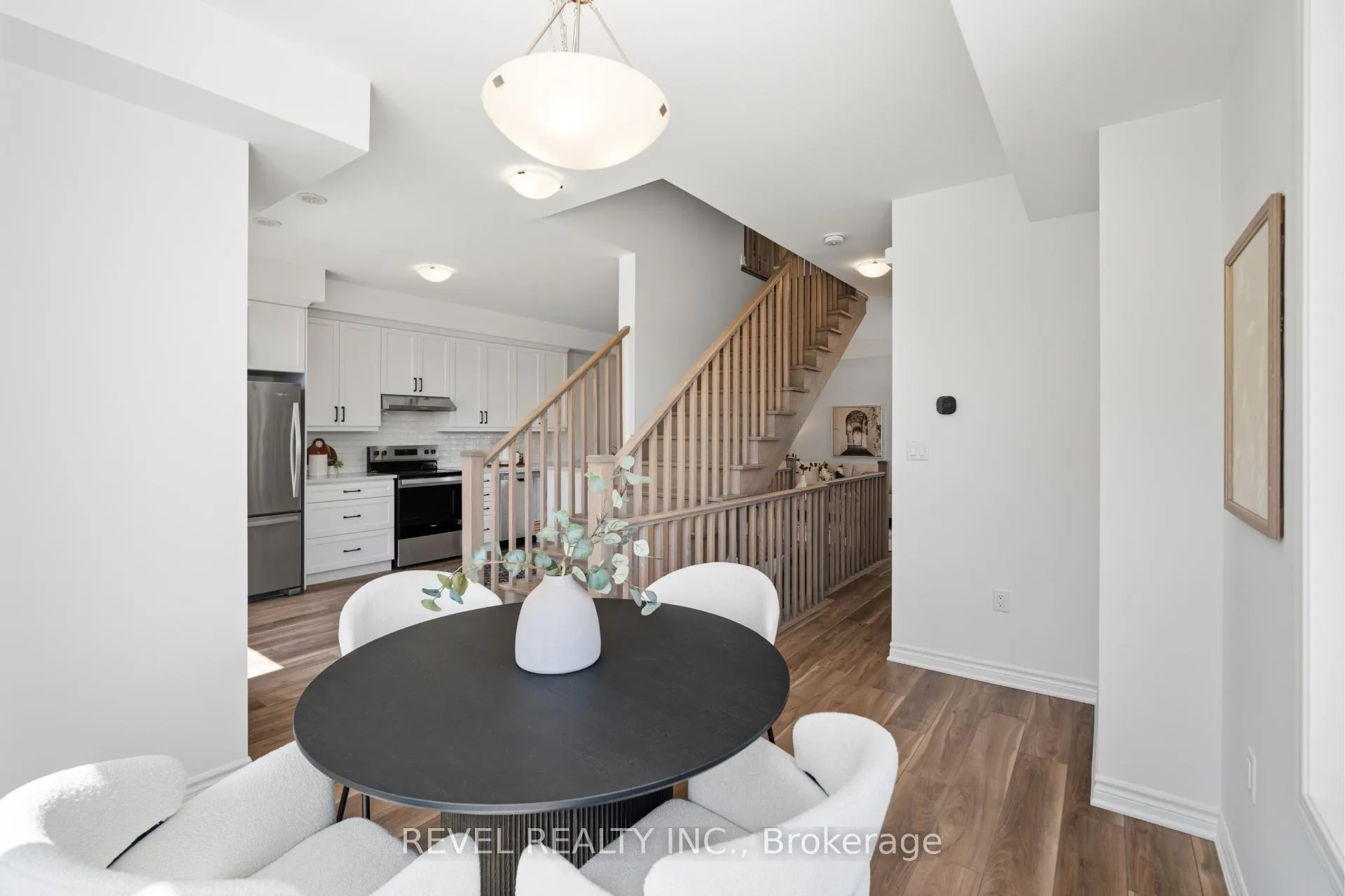 Photo 24 of 22 Vickerman Street, Brampton, Northwest Brampton — HOMEH