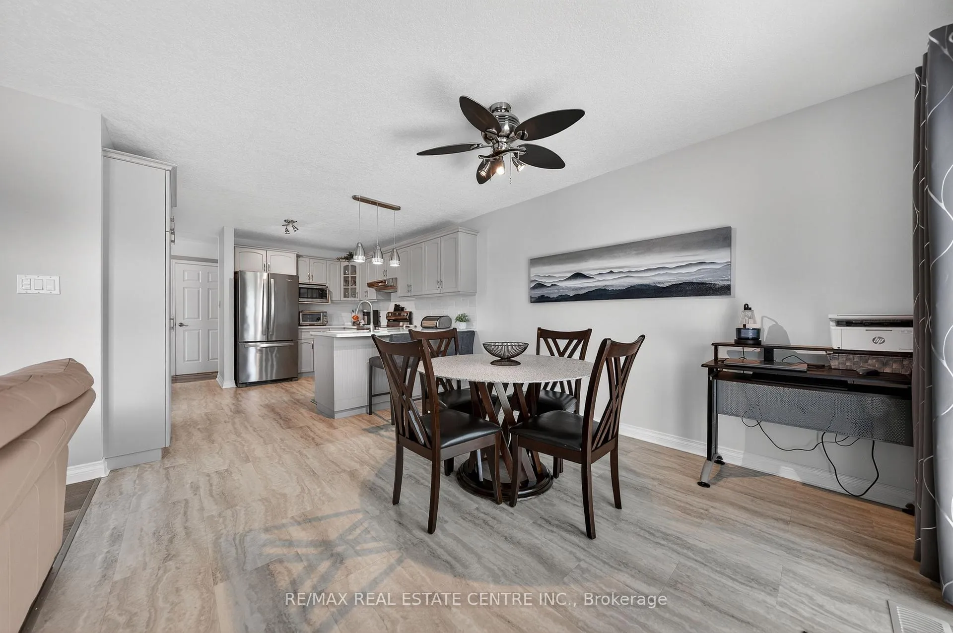 Photo 18 of 63 Pentland Drive, Cambridge — HOMEH