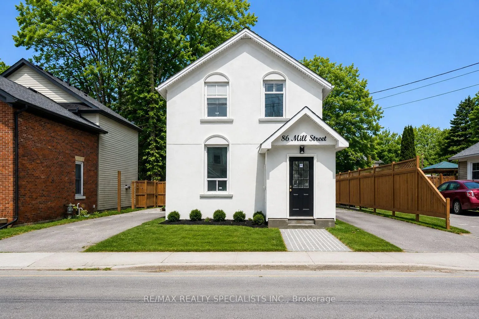 Front of 86 Mill Street