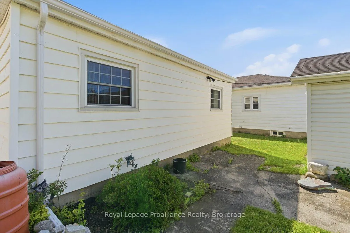 Photo 39 of 14 Ramsay Avenue, Quinte West, Trenton Ward — HOMEH
