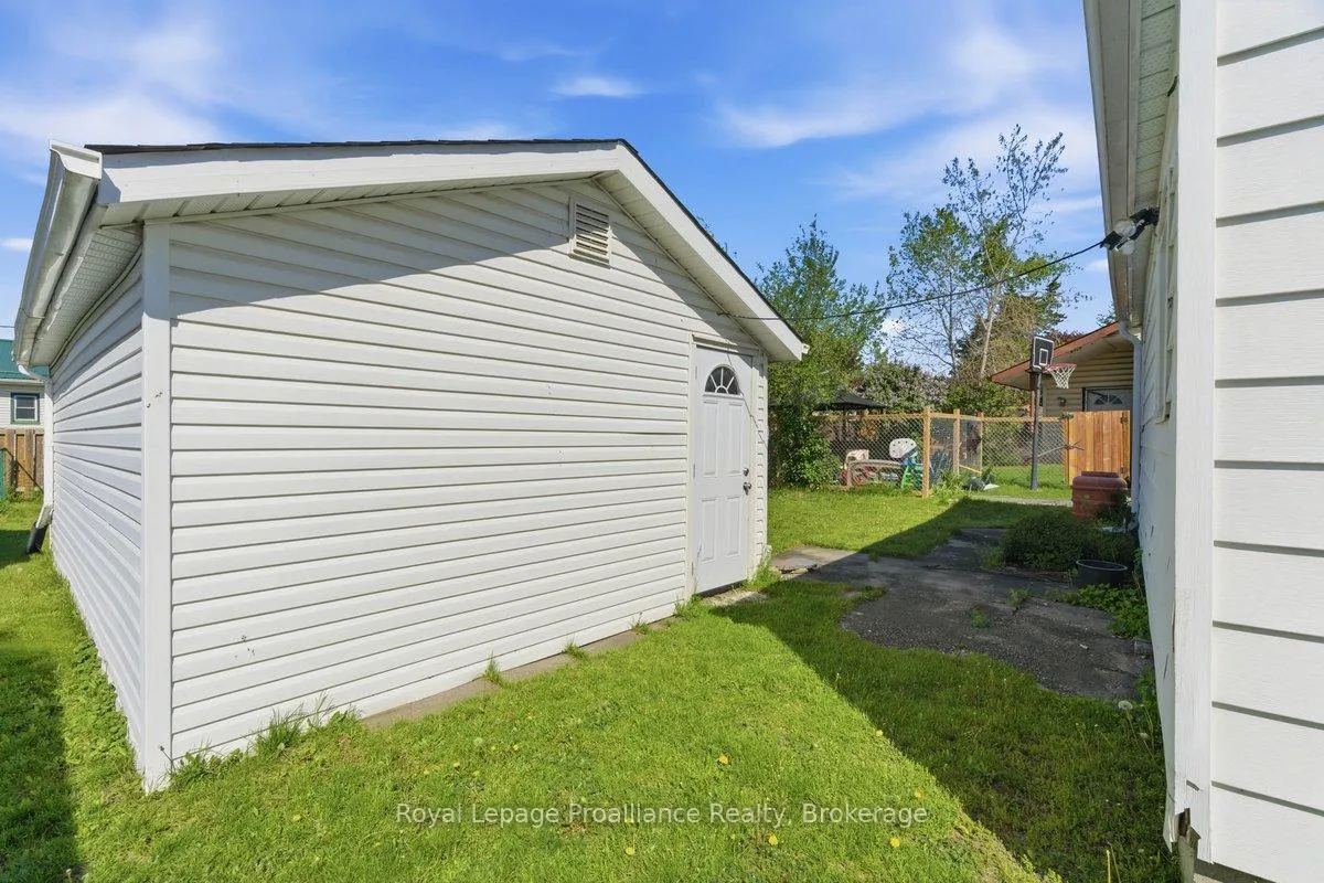 Photo 42 of 14 Ramsay Avenue, Quinte West, Trenton Ward — HOMEH