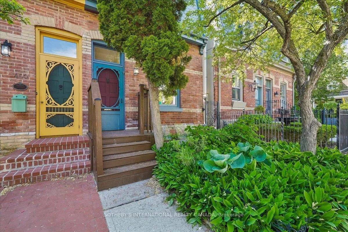 Photo 2 of 452 Sumach Street, Toronto, Cabbagetown-South St. James Town — HOMEH