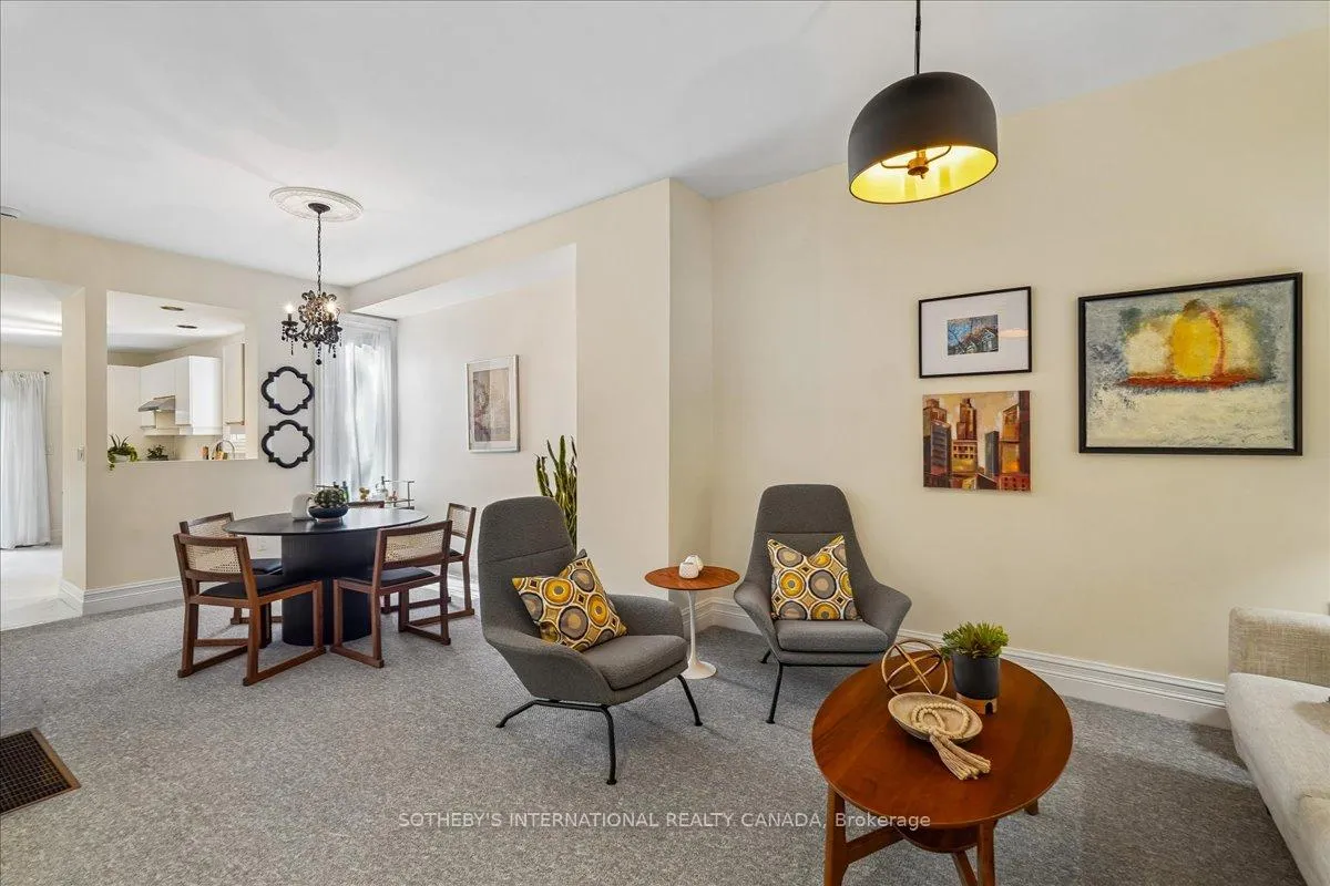 Photo 4 of 452 Sumach Street, Toronto, Cabbagetown-South St. James Town — HOMEH