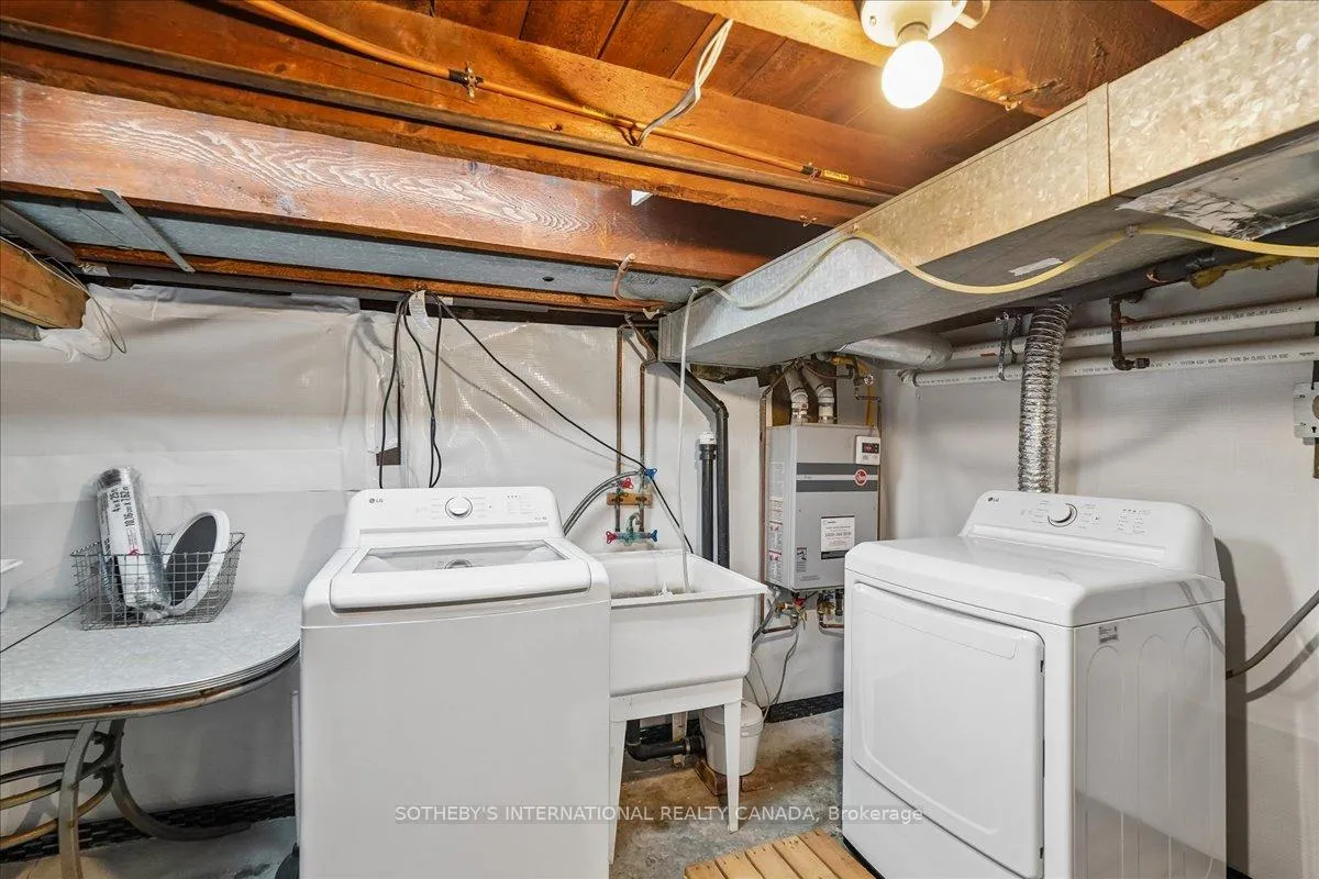 Photo 25 of 452 Sumach Street, Toronto, Cabbagetown-South St. James Town — HOMEH