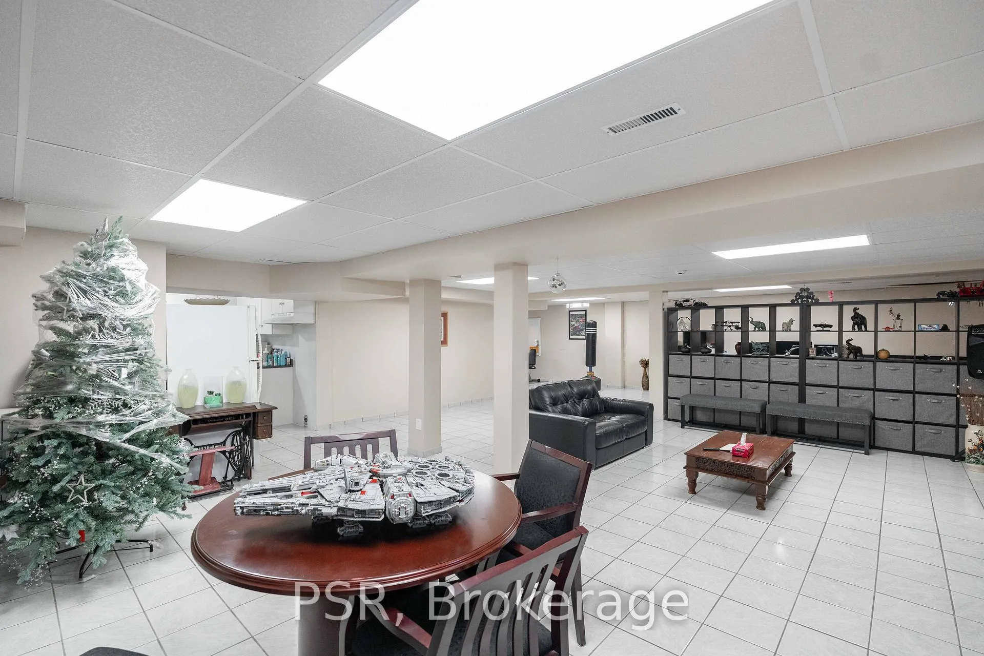 Photo 40 of 81 Shawbridge Boulevard, Vaughan, Islington Woods — HOMEH