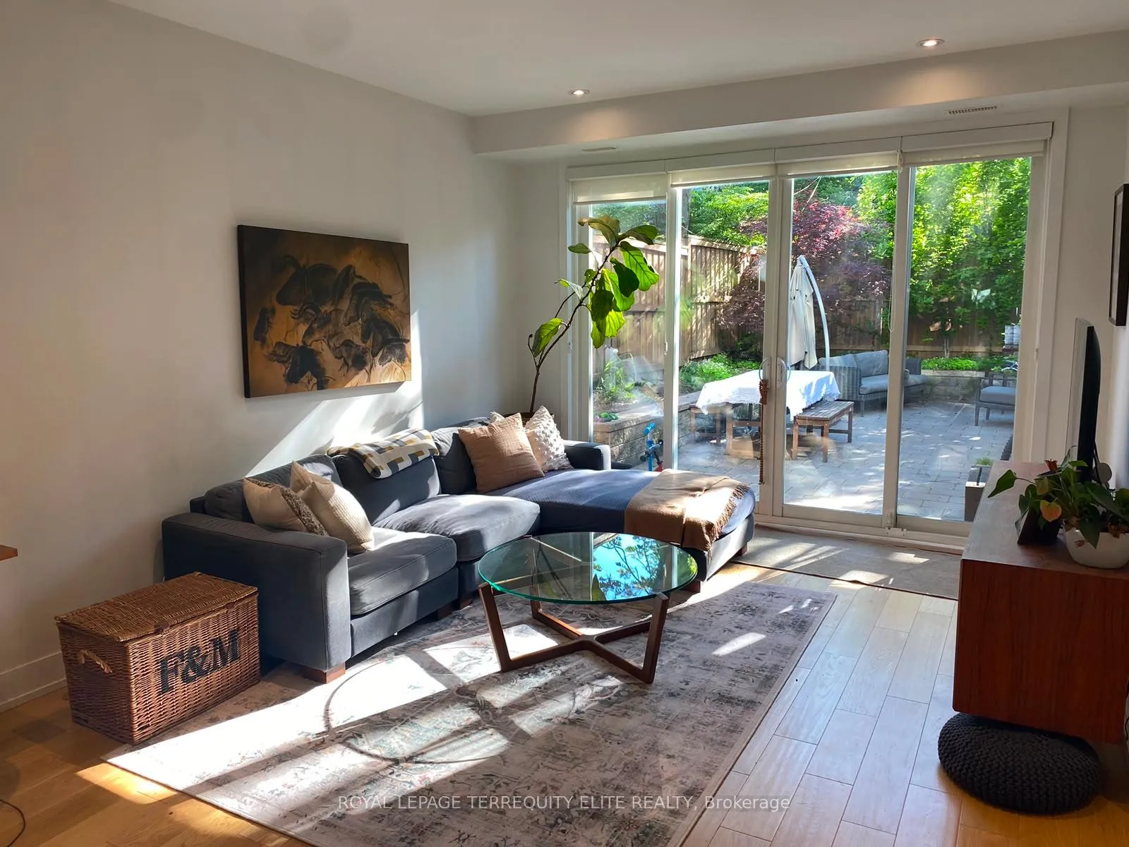 Photo 3 of Unit Main, 34 St Paul Street, Toronto, Moss Park — HOMEH