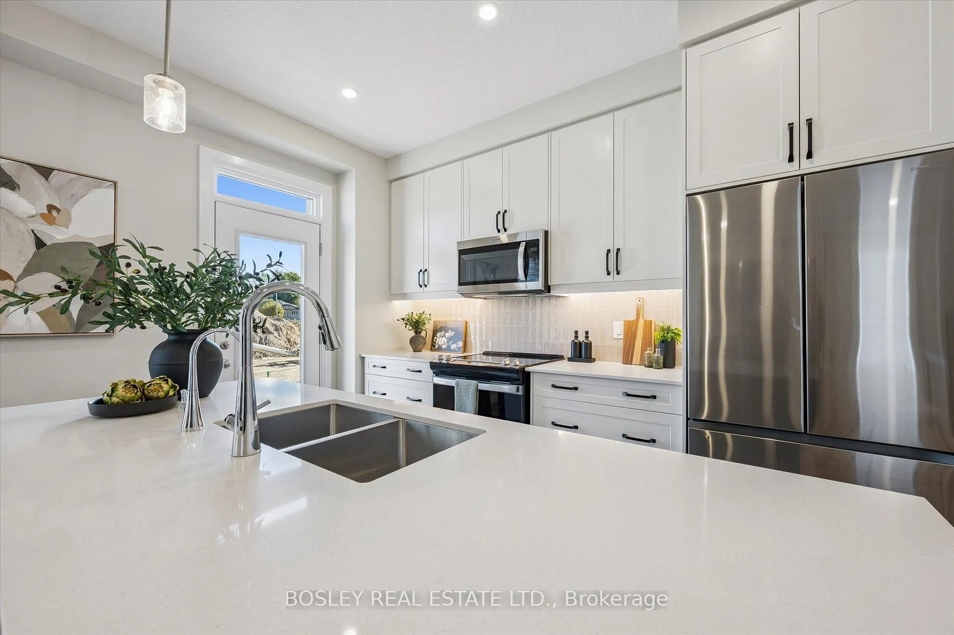 Photo 9 of 109 Catherine Street, Wilmot, New Hamburg — HOMEH