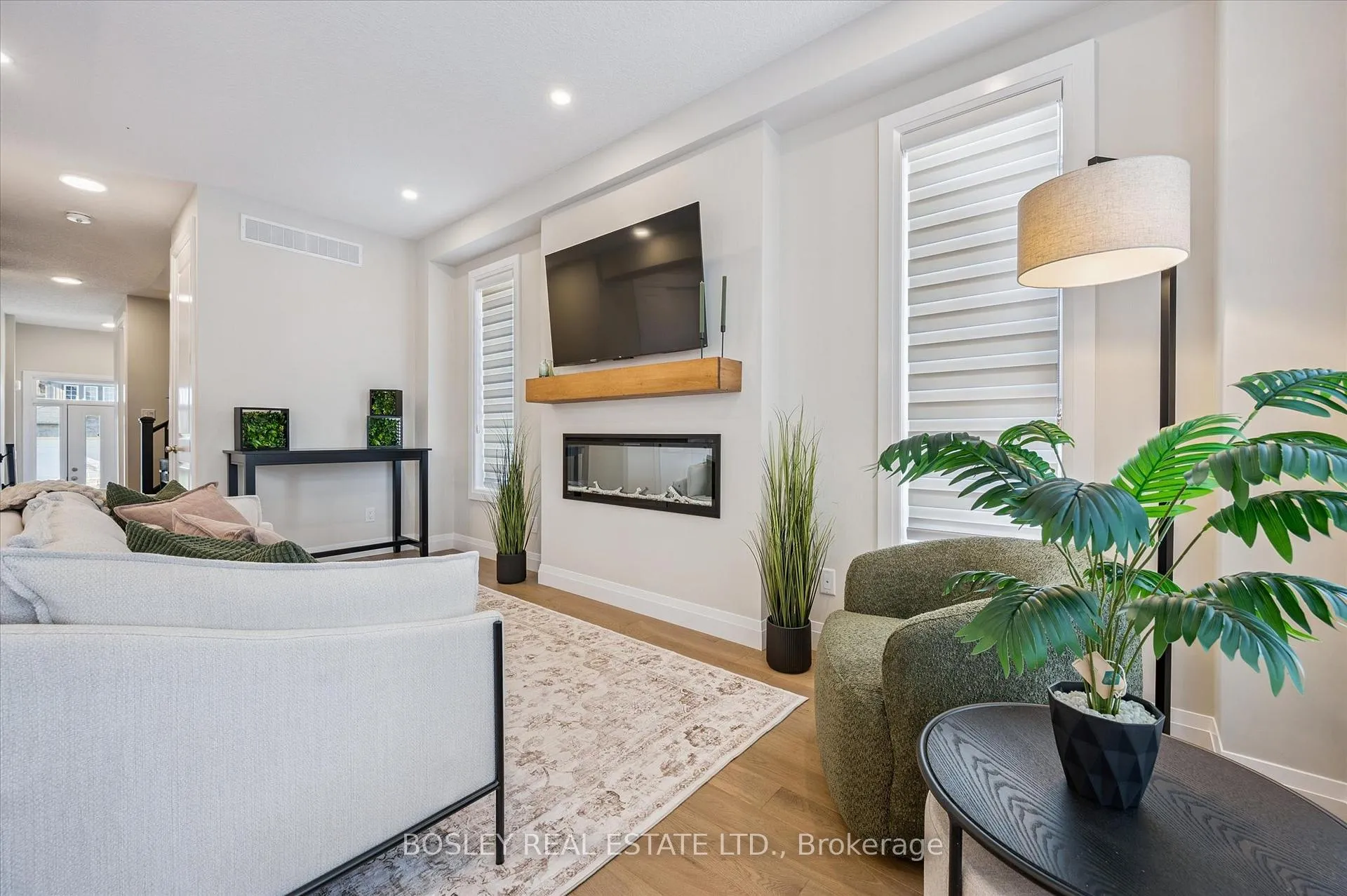Photo 5 of 111 Catherine Street, Wilmot, New Hamburg — HOMEH