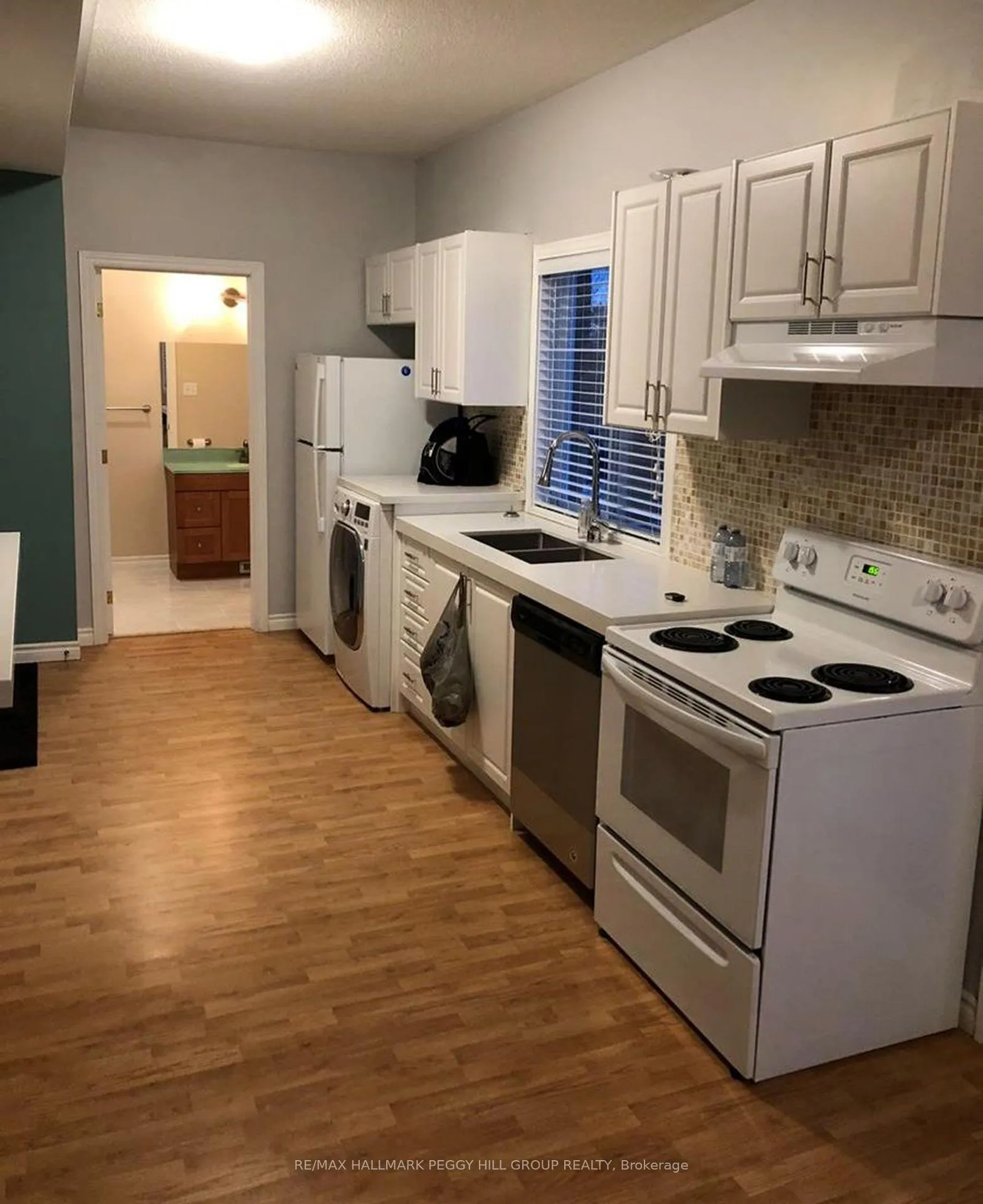 Photo 2 of Unit Main, 44 Kell Place, Barrie, Bayshore — HOMEH