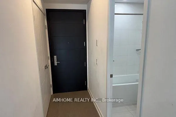 Photo 7 of Unit 5003, 488 University Avenue, Toronto, University — HOMEH