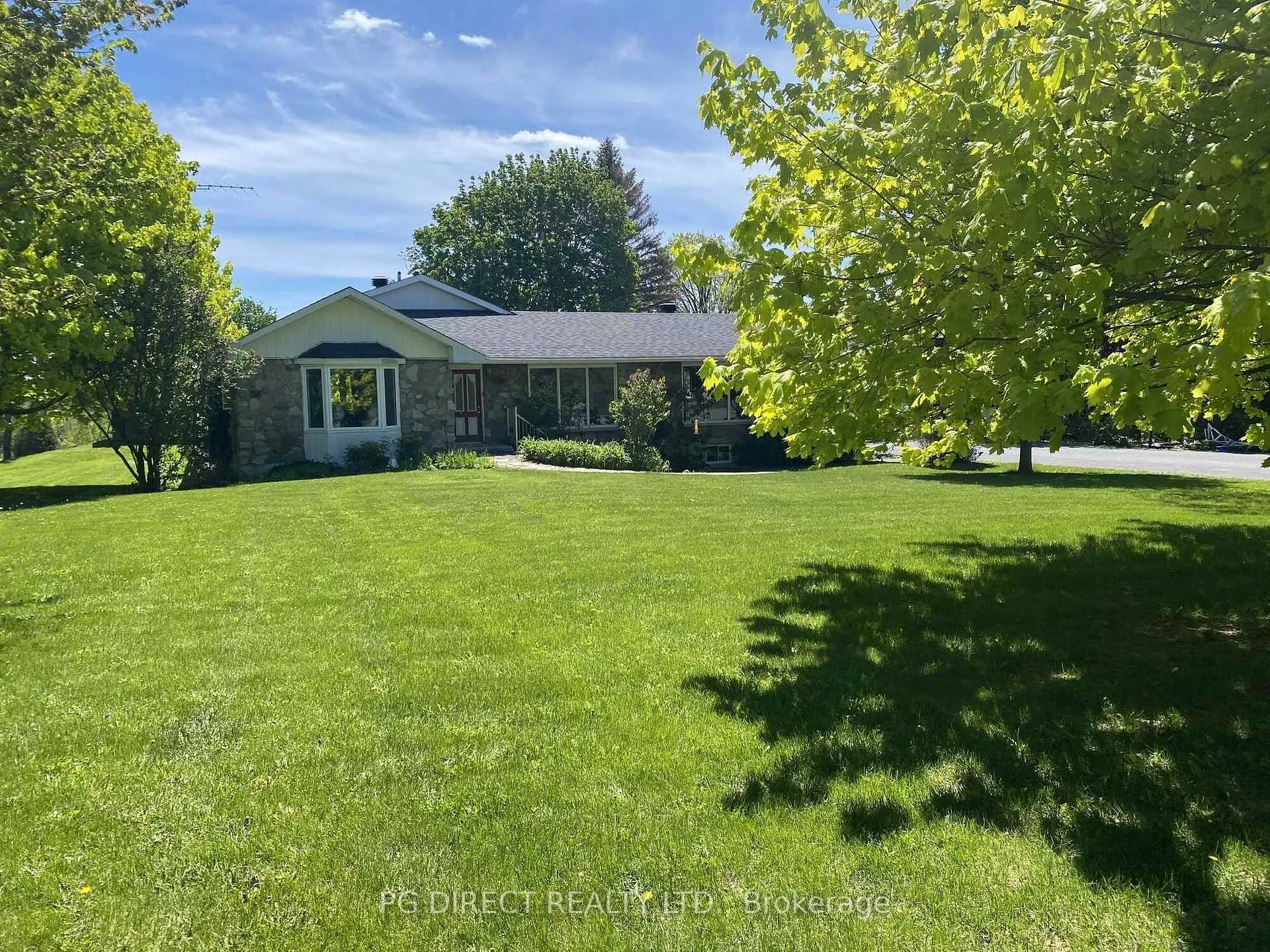 Photo 1 of 18824 Glen Road, South Glengarry, South Glengarry (Charlottenburgh) Twp — HOMEH