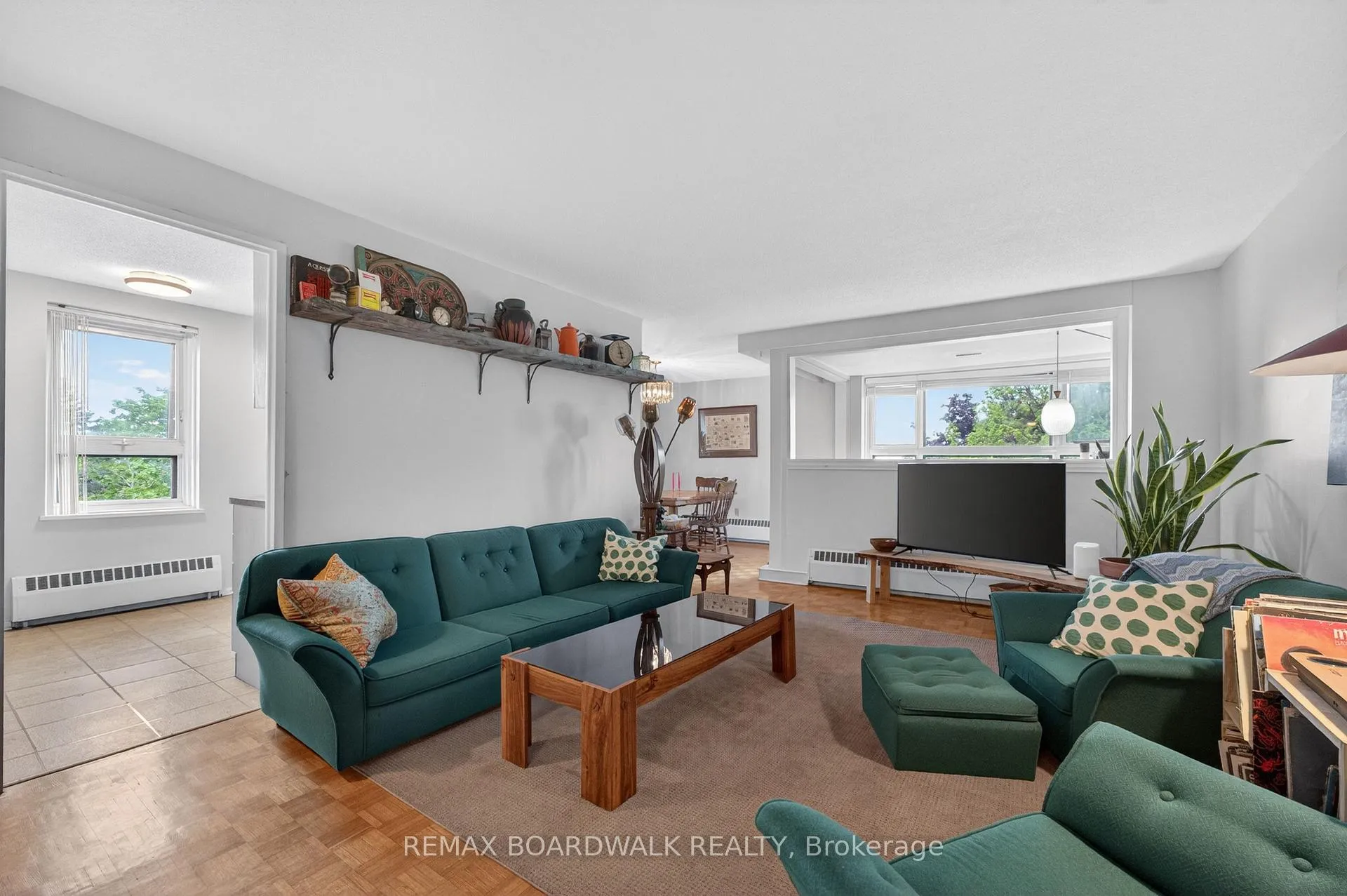 Photo 4 of Unit 308, 1356 Meadowlands Drive E, Ottawa, Borden Farm/Stewart Farm/Carleton Heights/Parkwood Hills — HOMEH