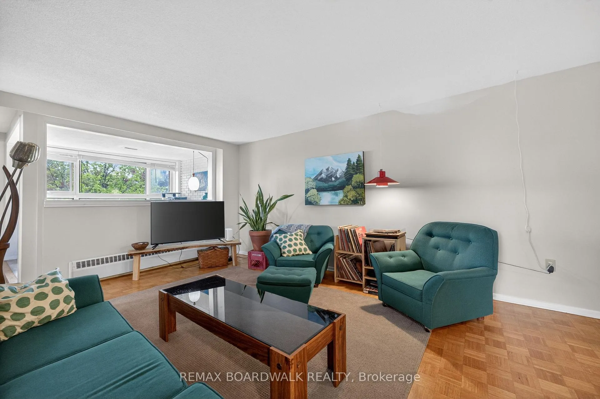 Photo 5 of Unit 308, 1356 Meadowlands Drive E, Ottawa, Borden Farm/Stewart Farm/Carleton Heights/Parkwood Hills — HOMEH